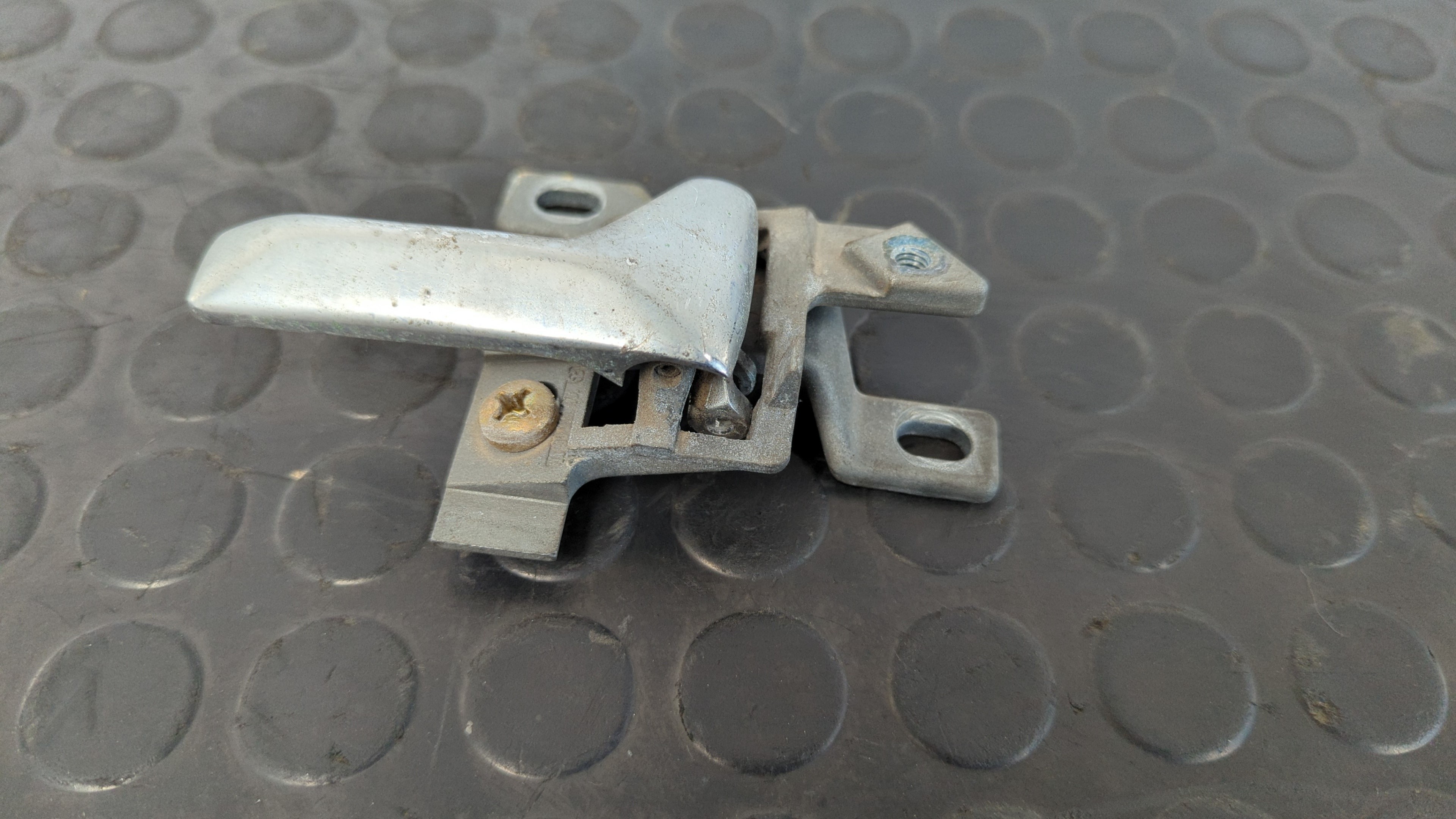 MANETA INTERIOR TRASERA DERECHA MERCEDES CLASE S (W126) - vista 5