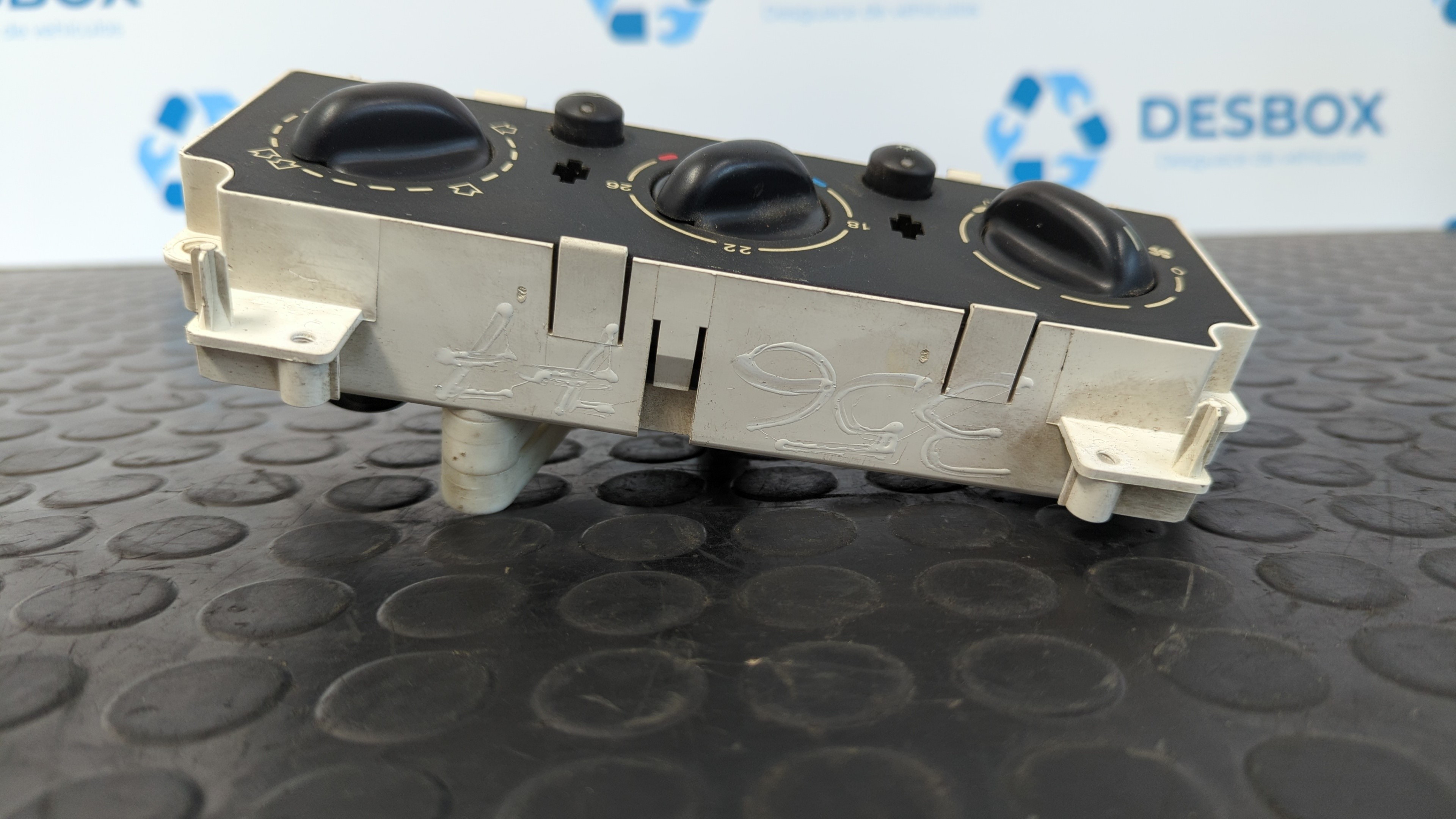 MANDO CLIMATIZADOR CITROEN XSARA BERLINA - vista 4