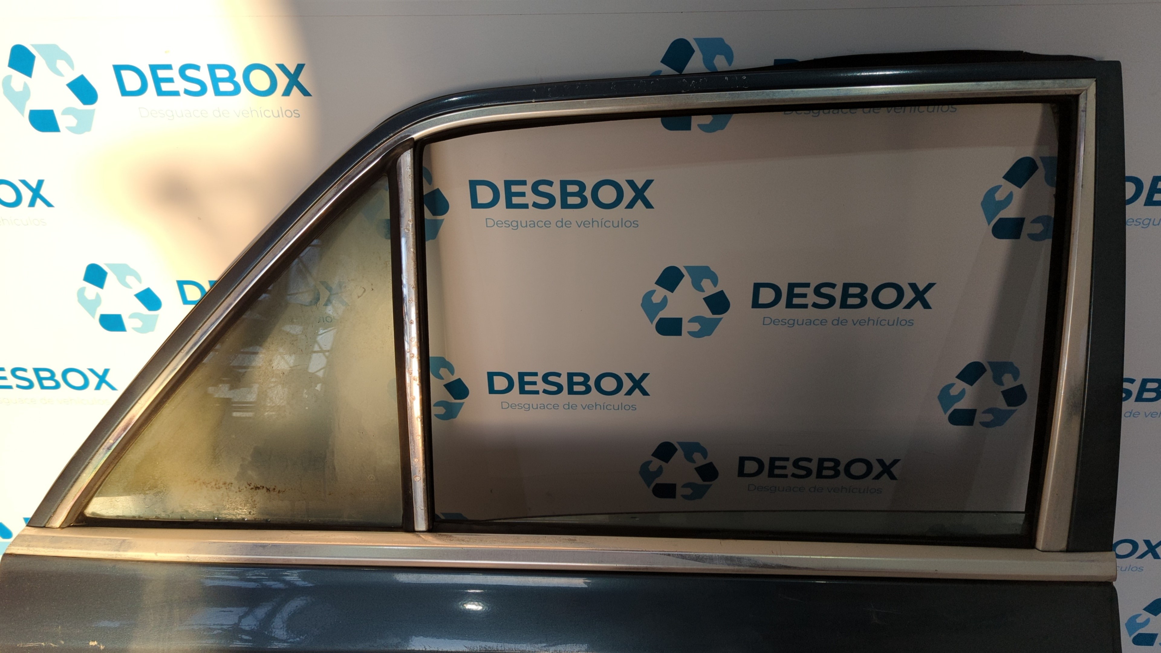 PUERTA TRASERA DERECHA MERCEDES-BENZ CLASE S (W126) - vista 3