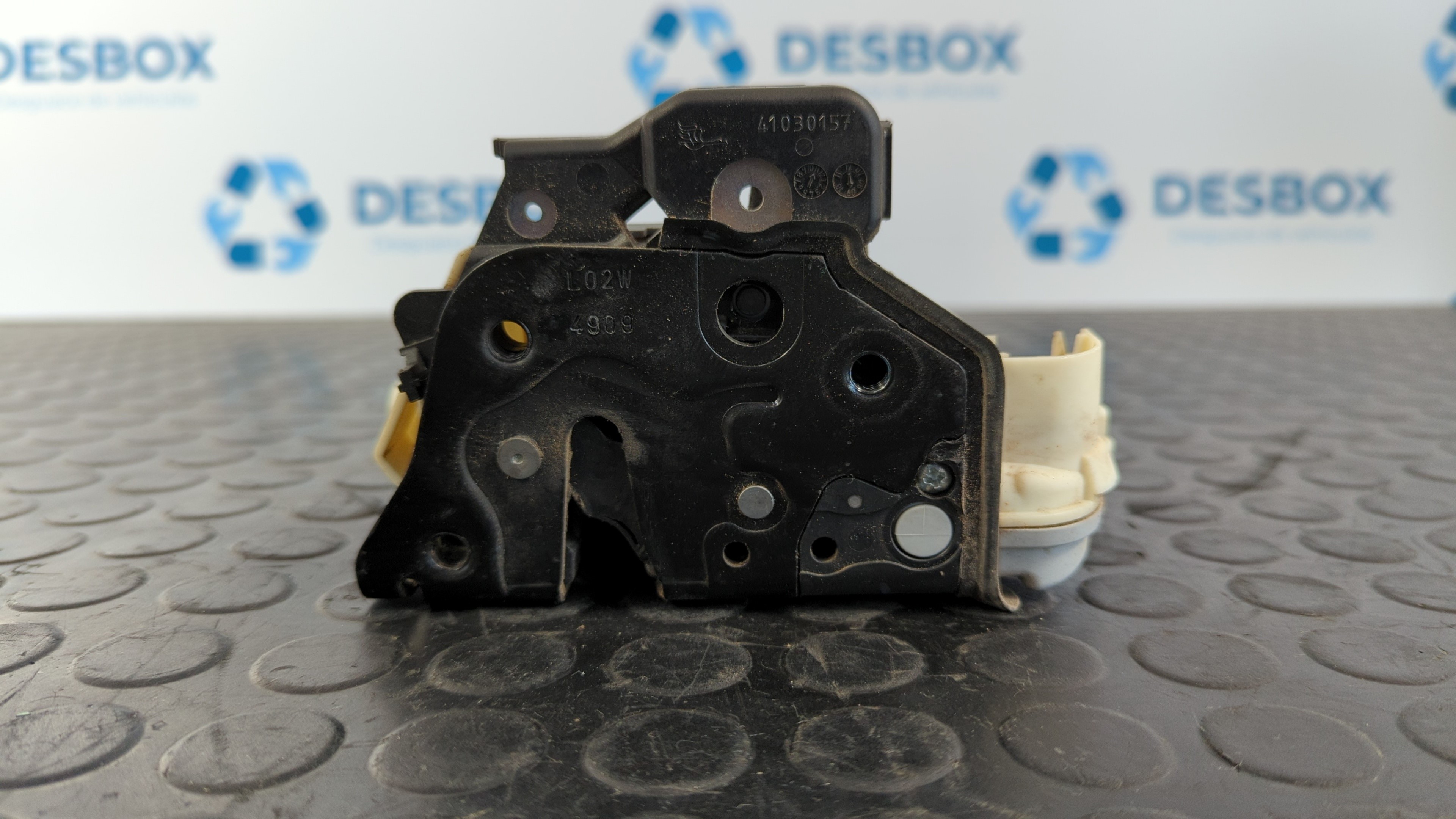 CERRADURA PUERTA DELANTERA IZQUIERDA AUDI A3 SPORTBACK (8P) - vista 4