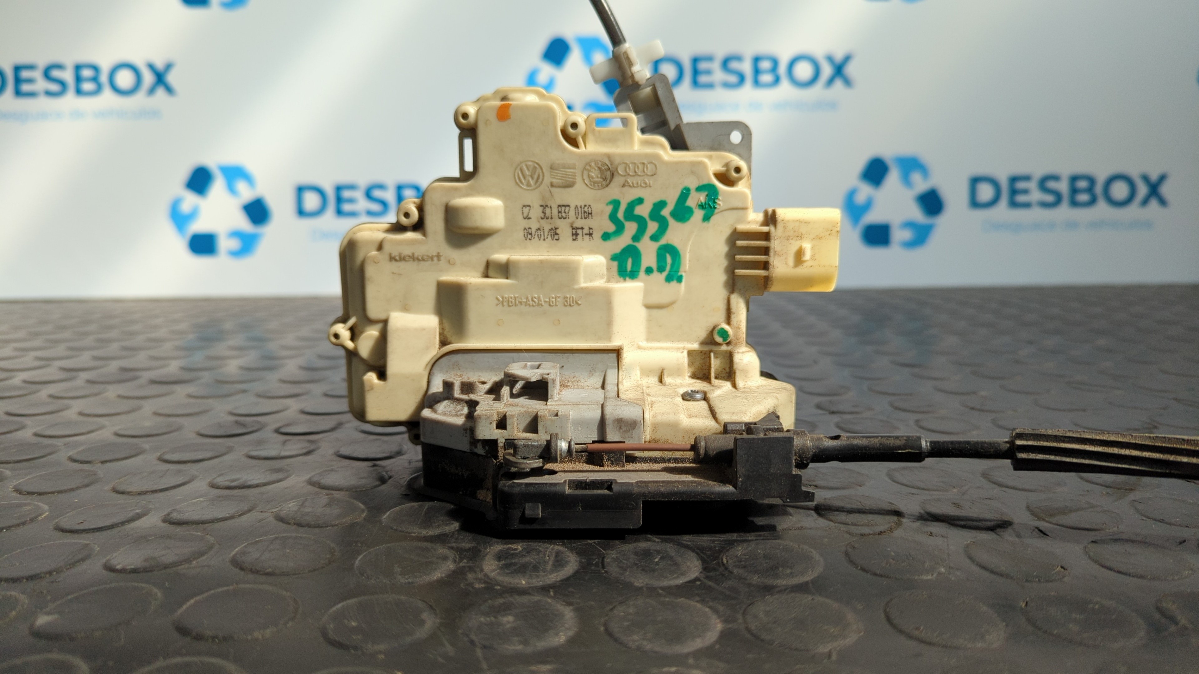 CERRADURA PUERTA DELANTERA DERECHA VOLKSWAGEN PASSAT BERLINA (3C2)