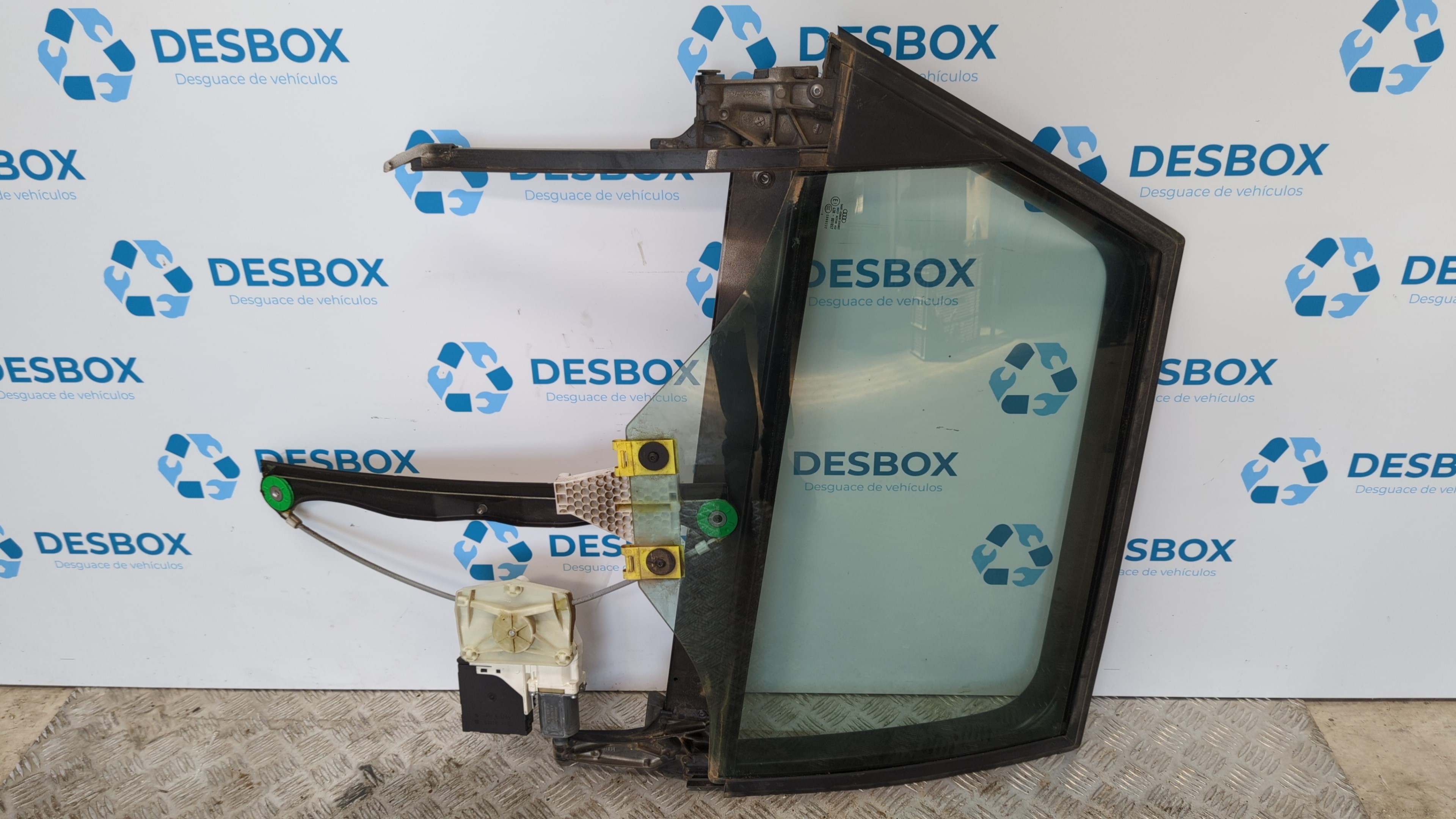 ELEVALUNAS TRASERO DERECHO AUDI A3 SPORTBACK (8P)