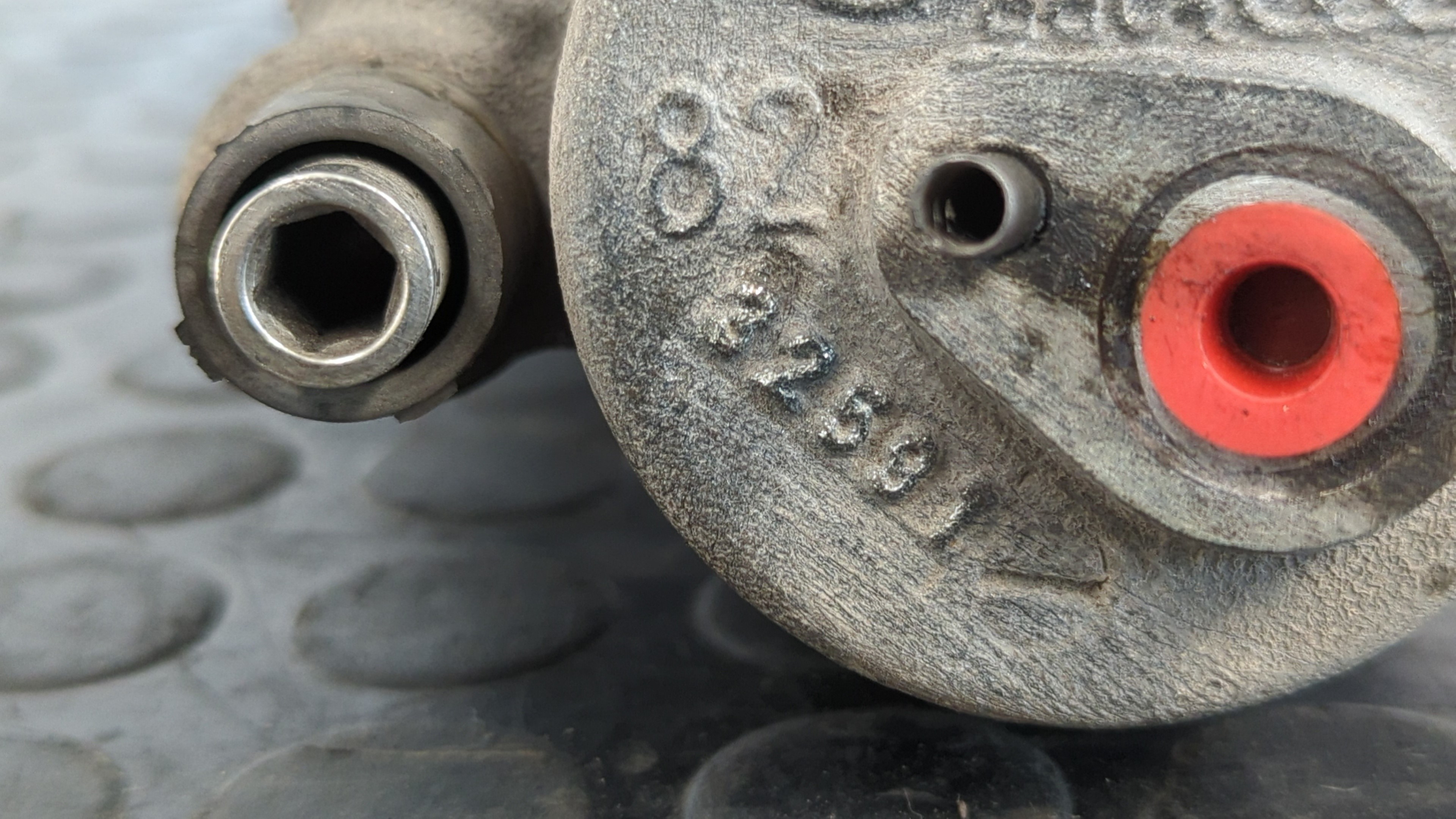 PINZA DE FRENO DELANTERA DERECHA AUDI A3 SPORTBACK (8P) - vista 2