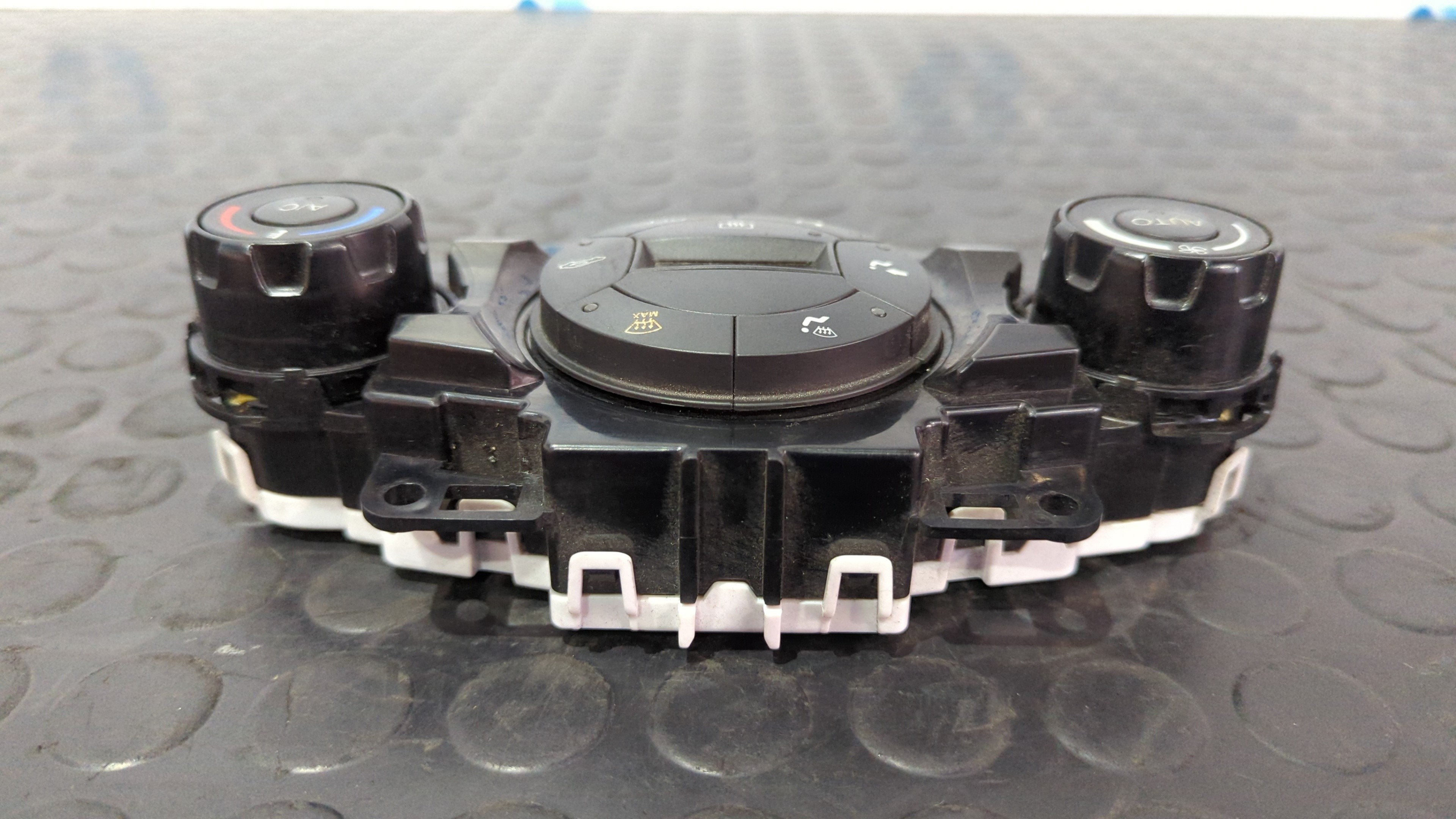 MANDO CLIMATIZADOR FORD FIESTA (CB1) - vista 6