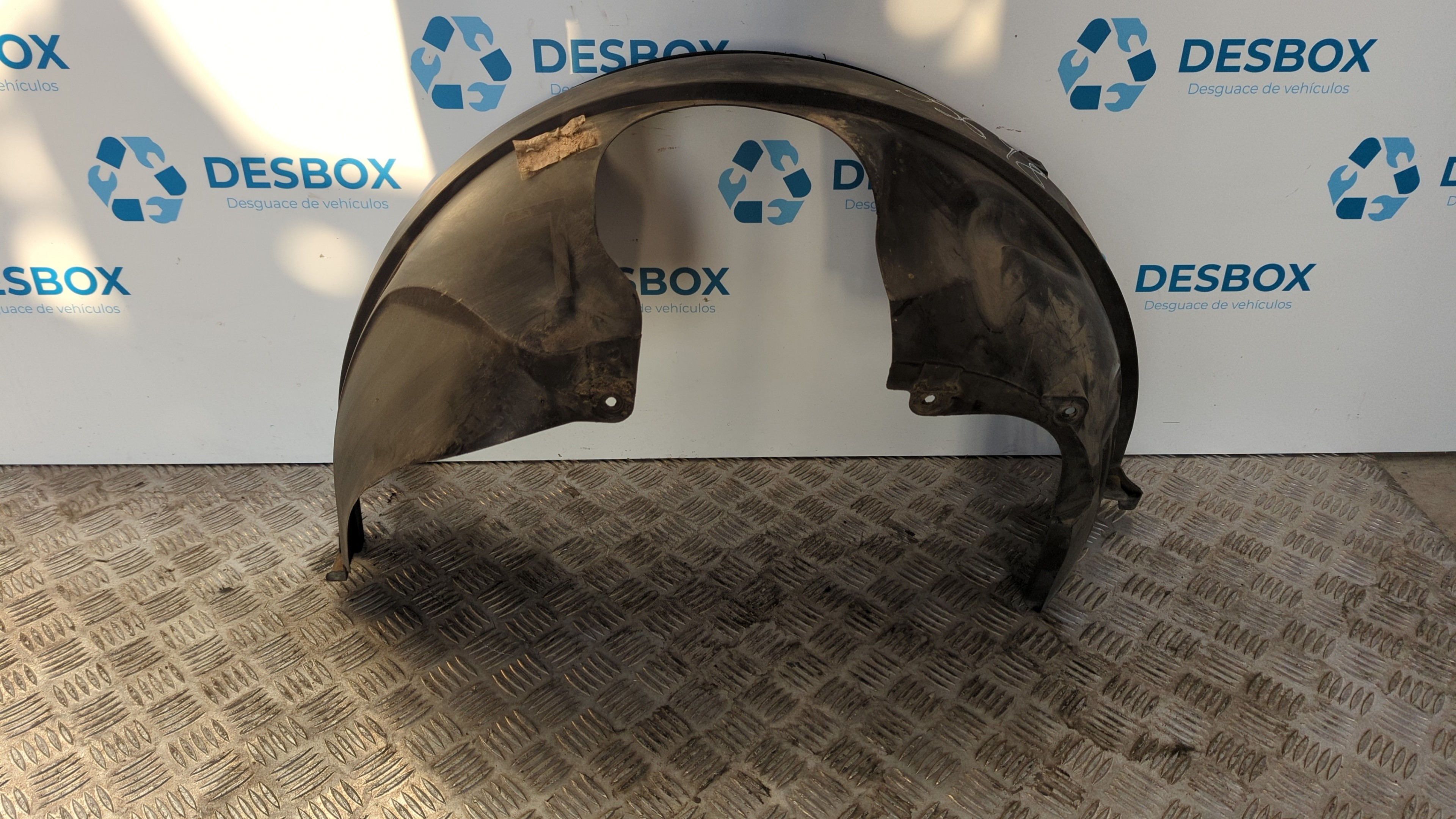 PASO RUEDA IZQUIERDO FORD FUSION (CBK)