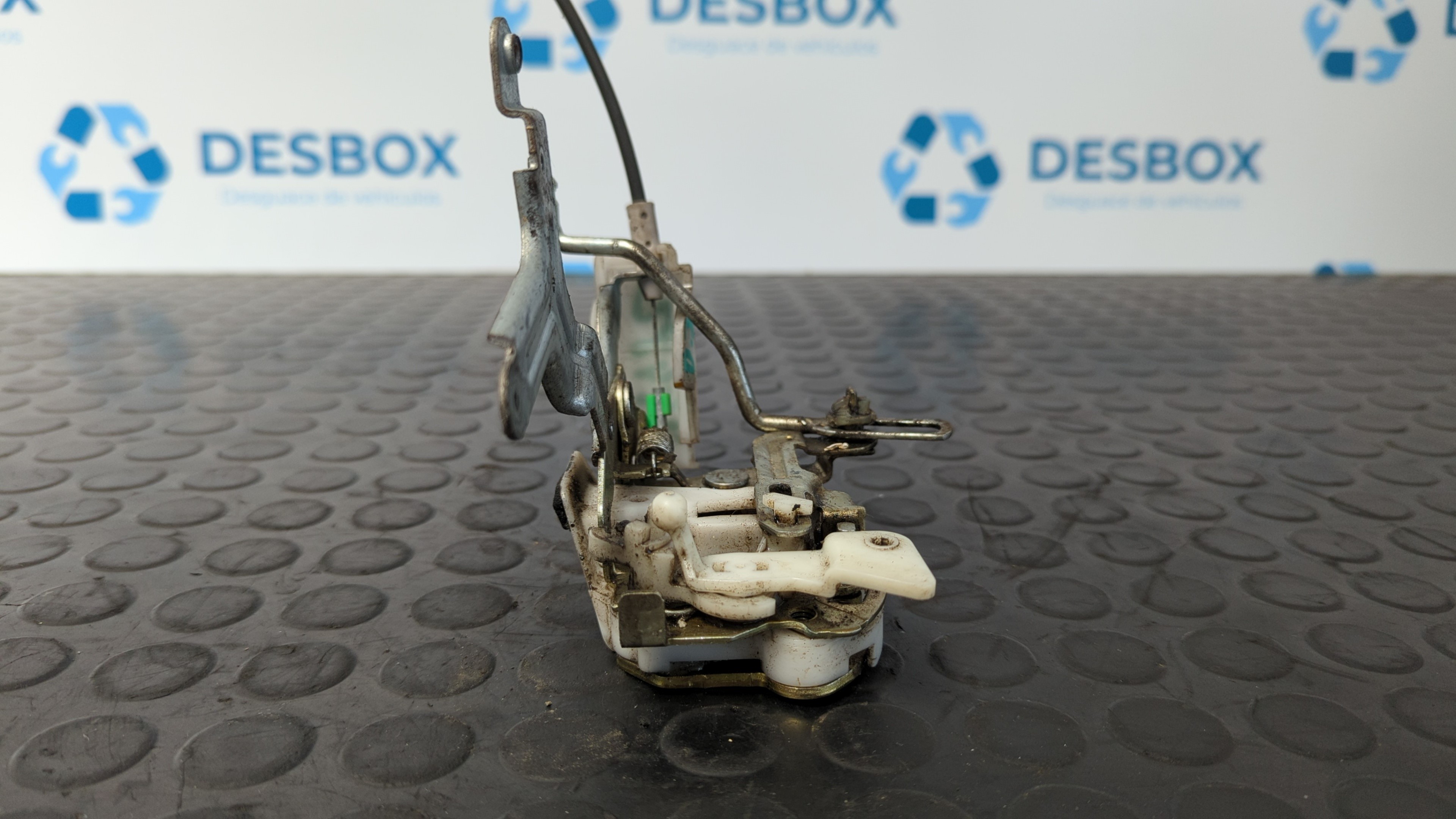 CERRADURA PUERTA DELANTERA IZQUIERDA TOYOTA YARIS (NCP1/NLP1/SCP1) - vista 3