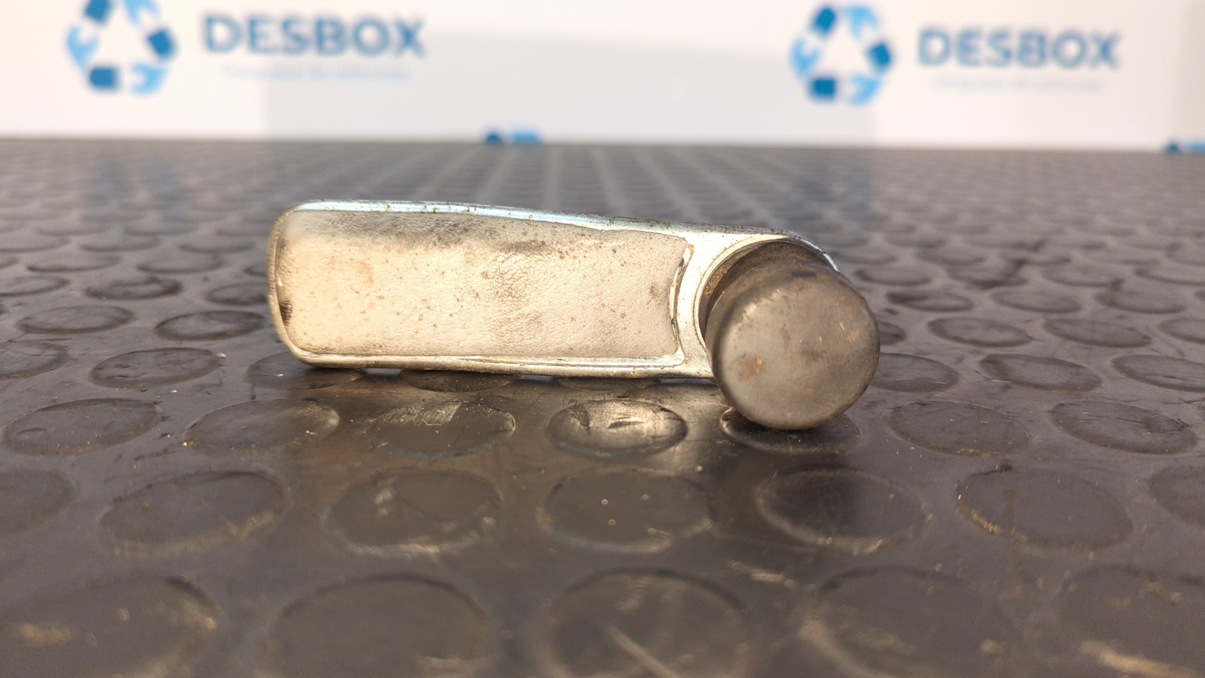 MANETA ELEVALUNAS TRASERA DERECHA MERCEDES CLASE S (W126)