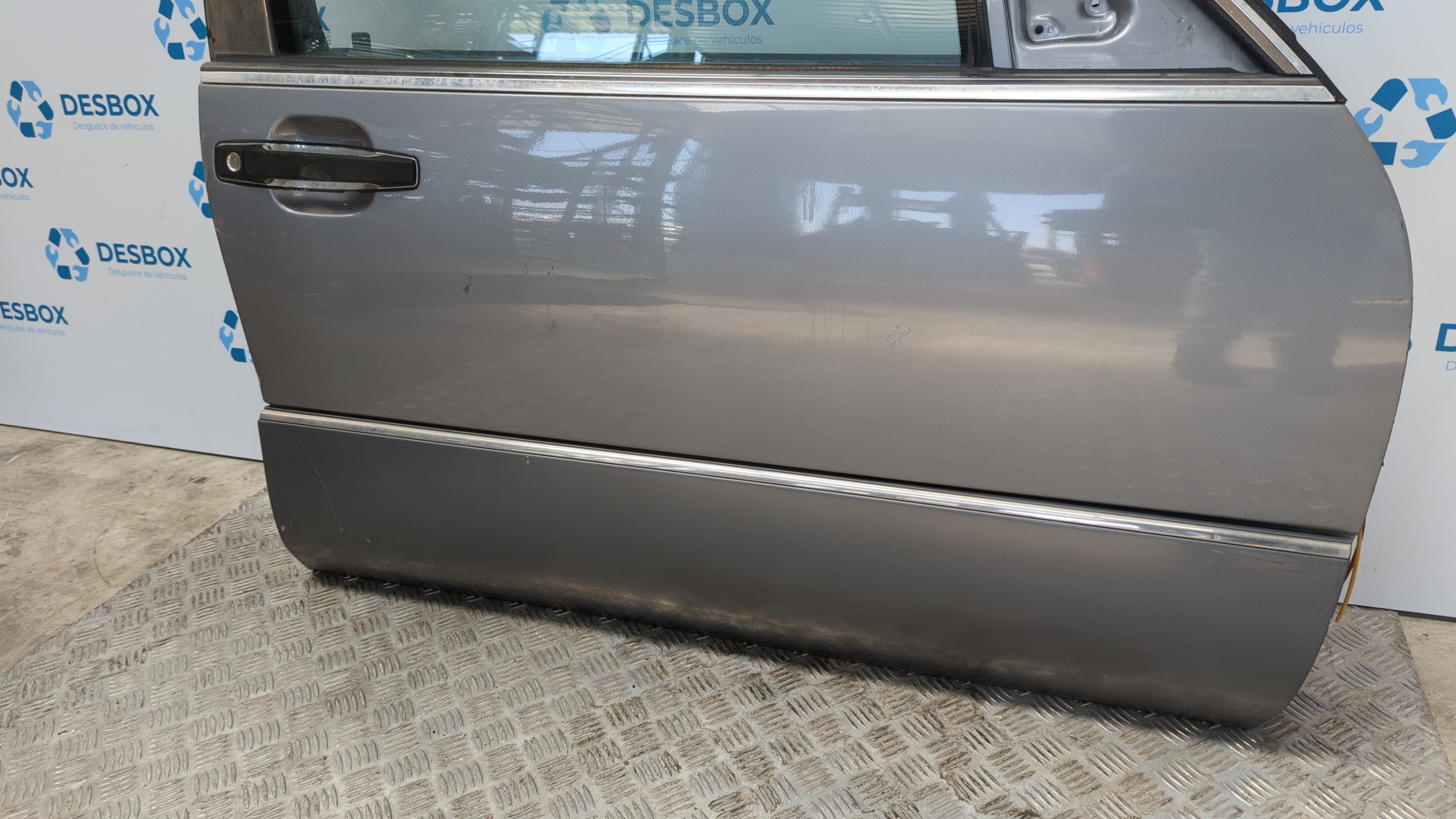 PUERTA DELANTERA DERECHA MERCEDES-BENZ CLASE S (W140) - vista 9