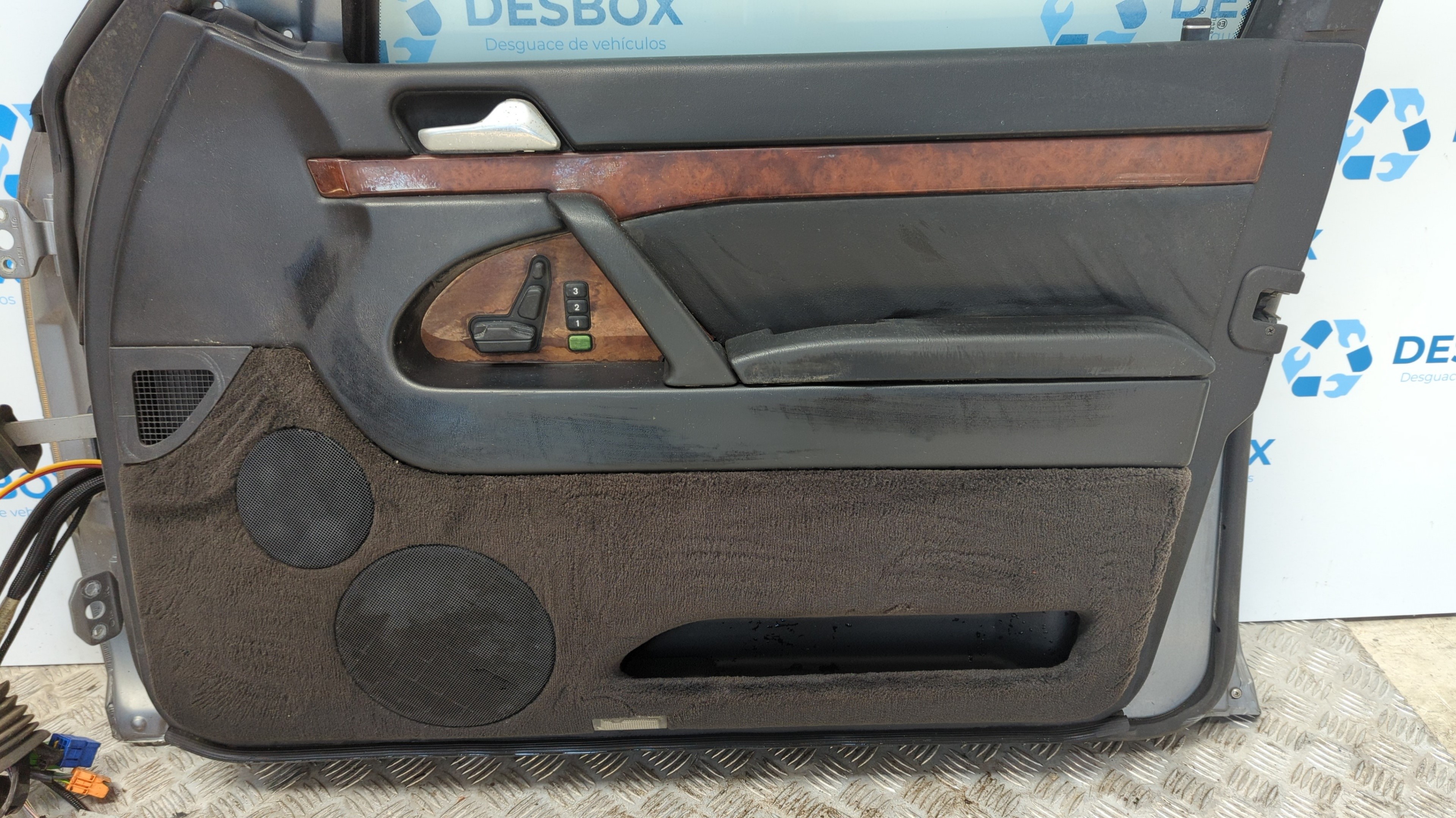 PUERTA DELANTERA DERECHA MERCEDES-BENZ CLASE S (W140) - vista 10