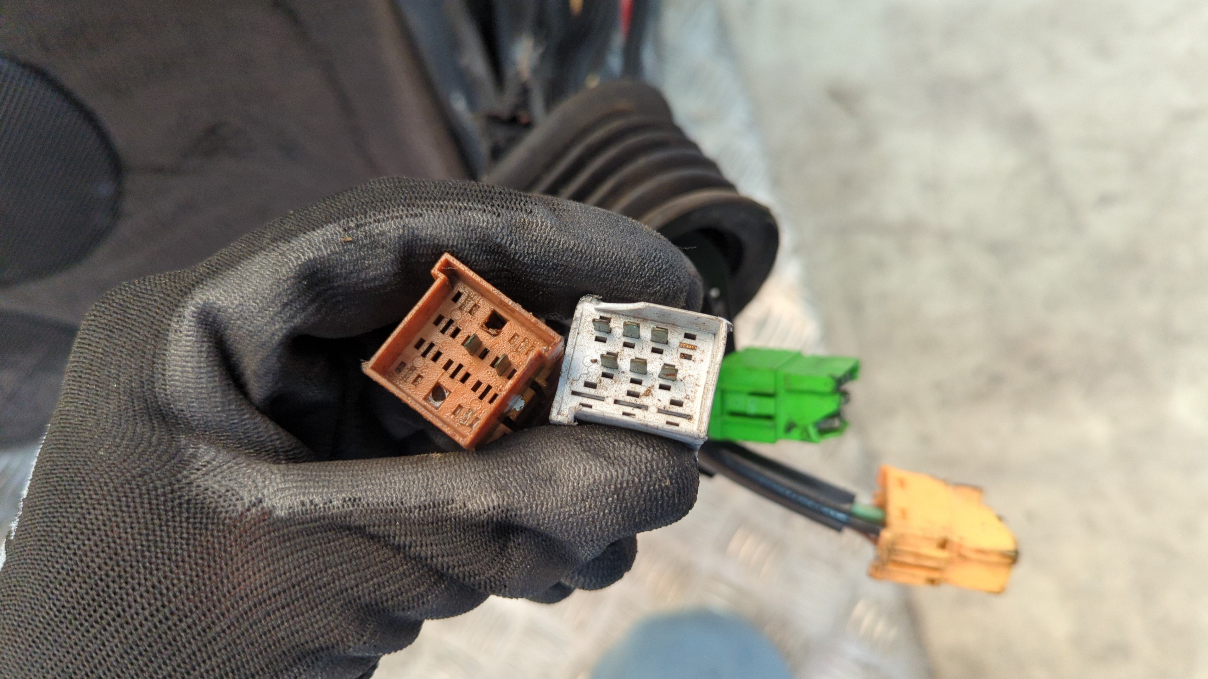 PUERTA DELANTERA IZQUIERDA MERCEDES-BENZ CLASE S (W140) - vista 3