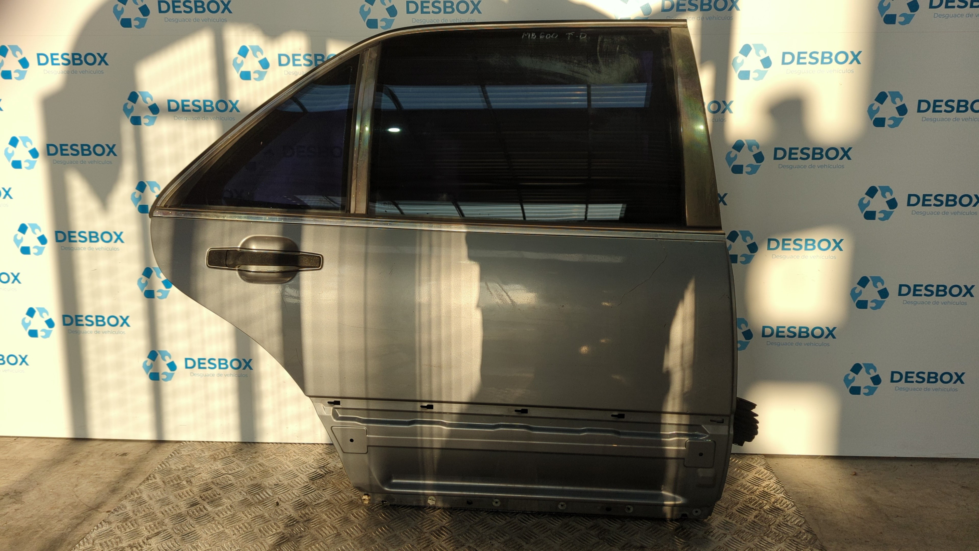 PUERTA TRASERA DERECHA MERCEDES-BENZ CLASE S (W140)