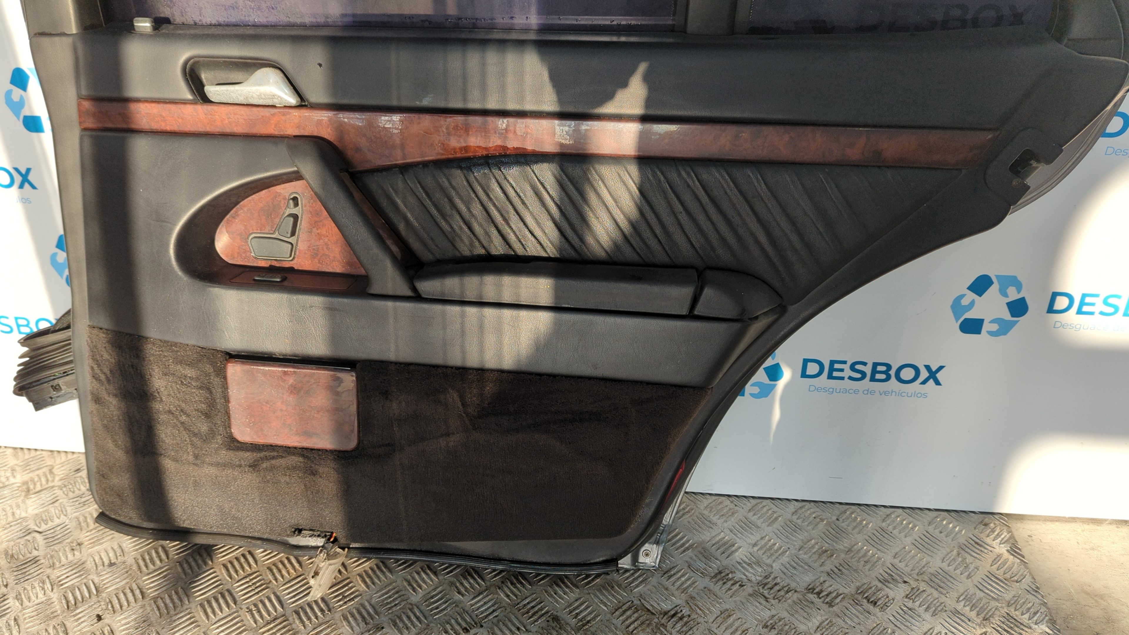 PUERTA TRASERA DERECHA MERCEDES-BENZ CLASE S (W140) - vista 3