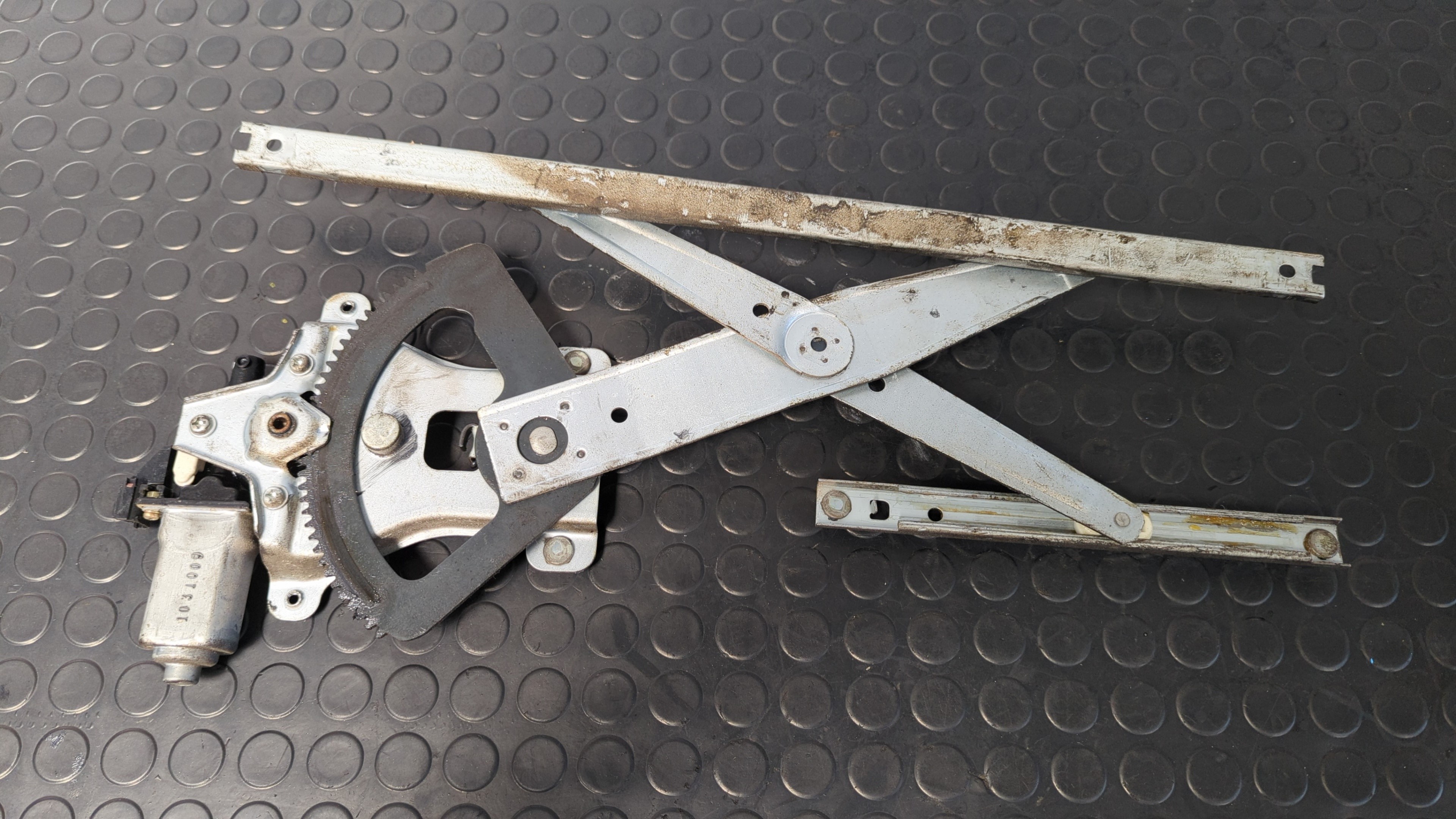 ELEVALUNAS DELANTERO DERECHO DAEWOO KALOS - vista 4