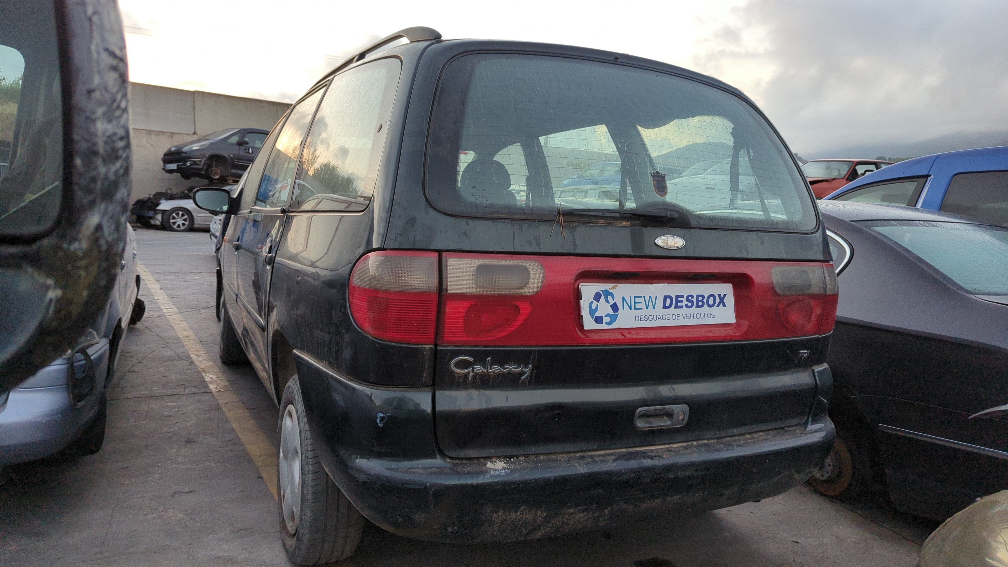 LLANTA FORD GALAXY (VX) - vista 3