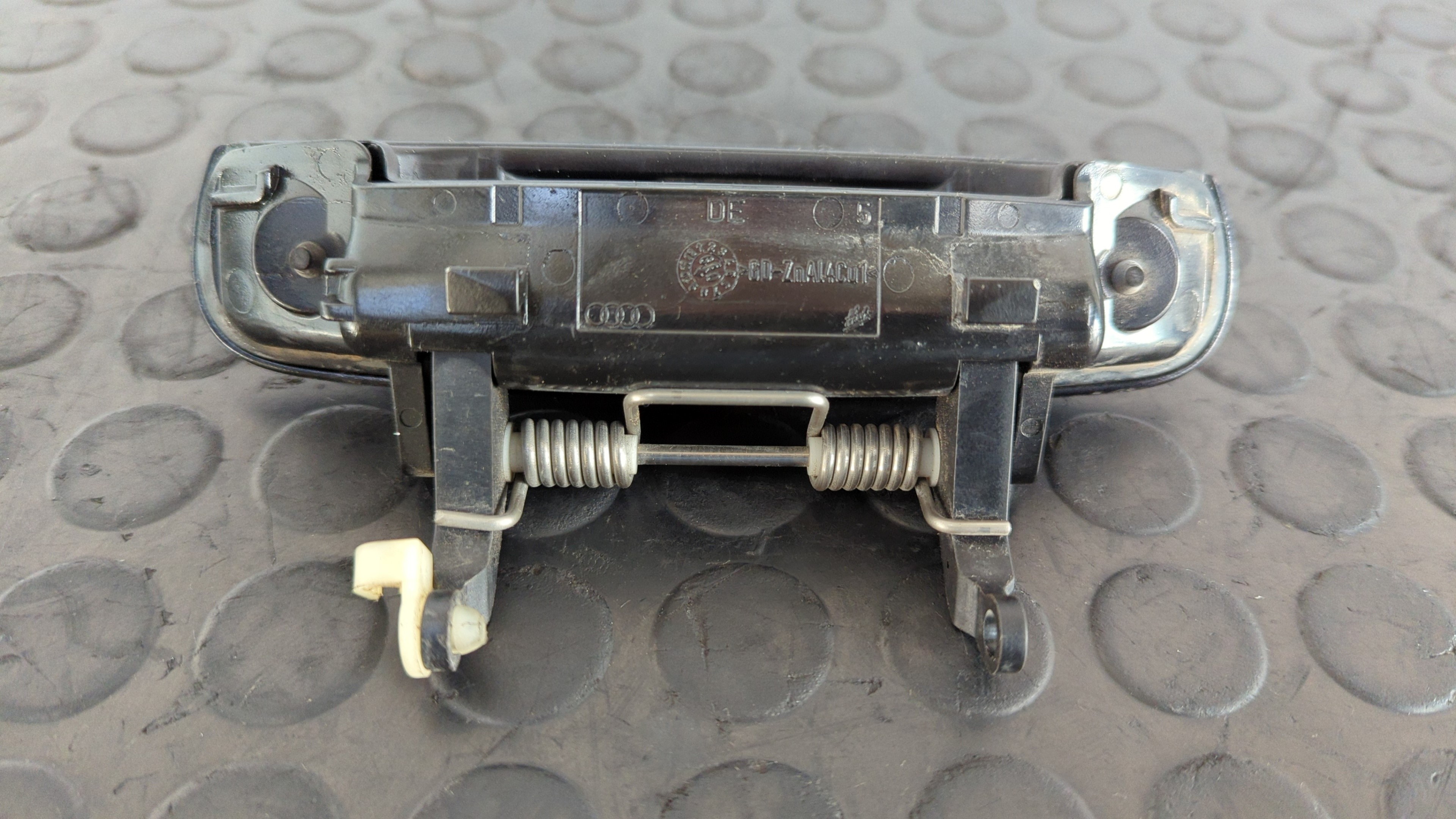 MANETA TRASERA DERECHA AUDI A3 SPORTBACK (8P) - vista 2