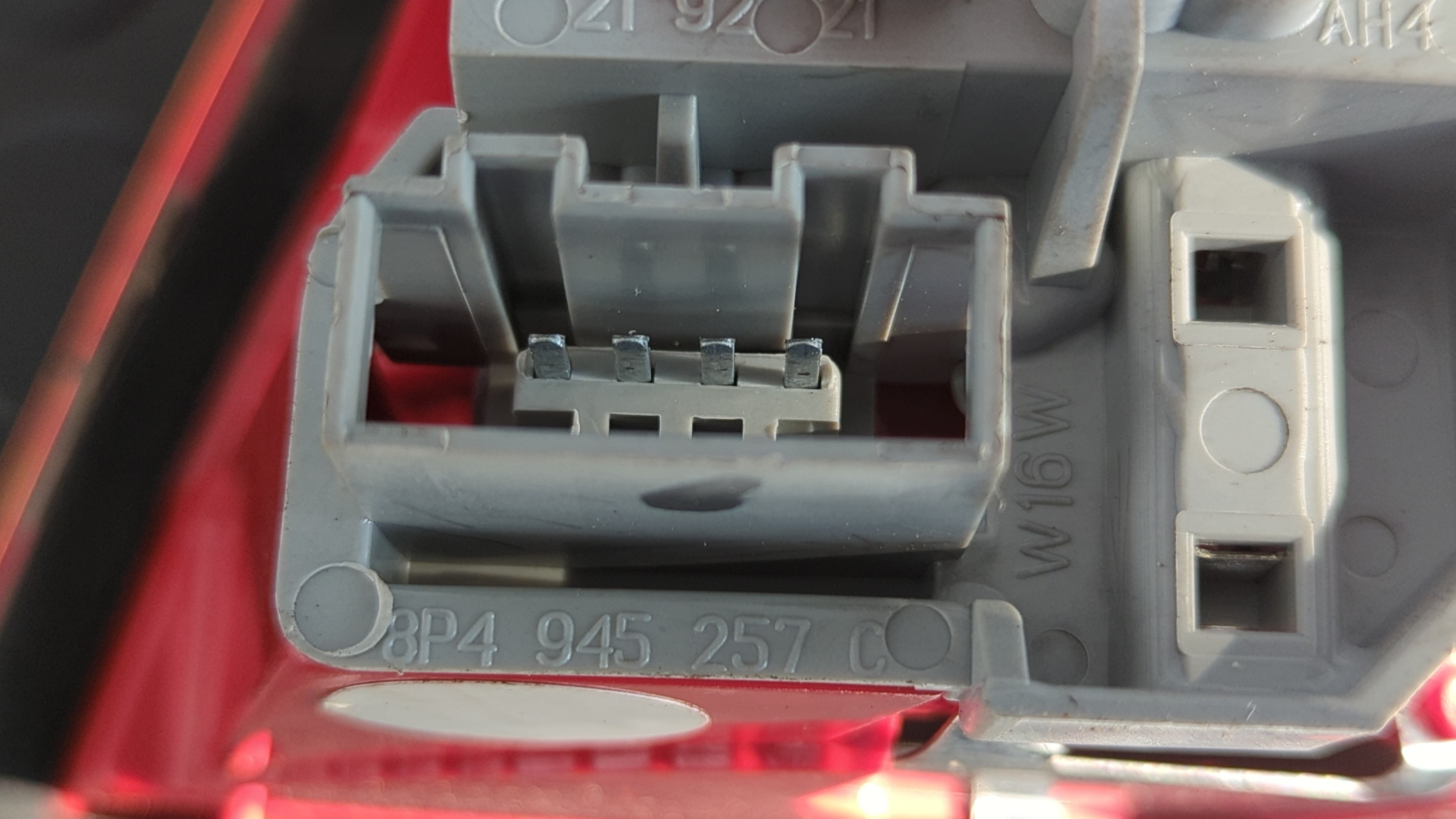 PILOTO PORTON IZQUIERDO AUDI A3 SPORTBACK (8P) - vista 2