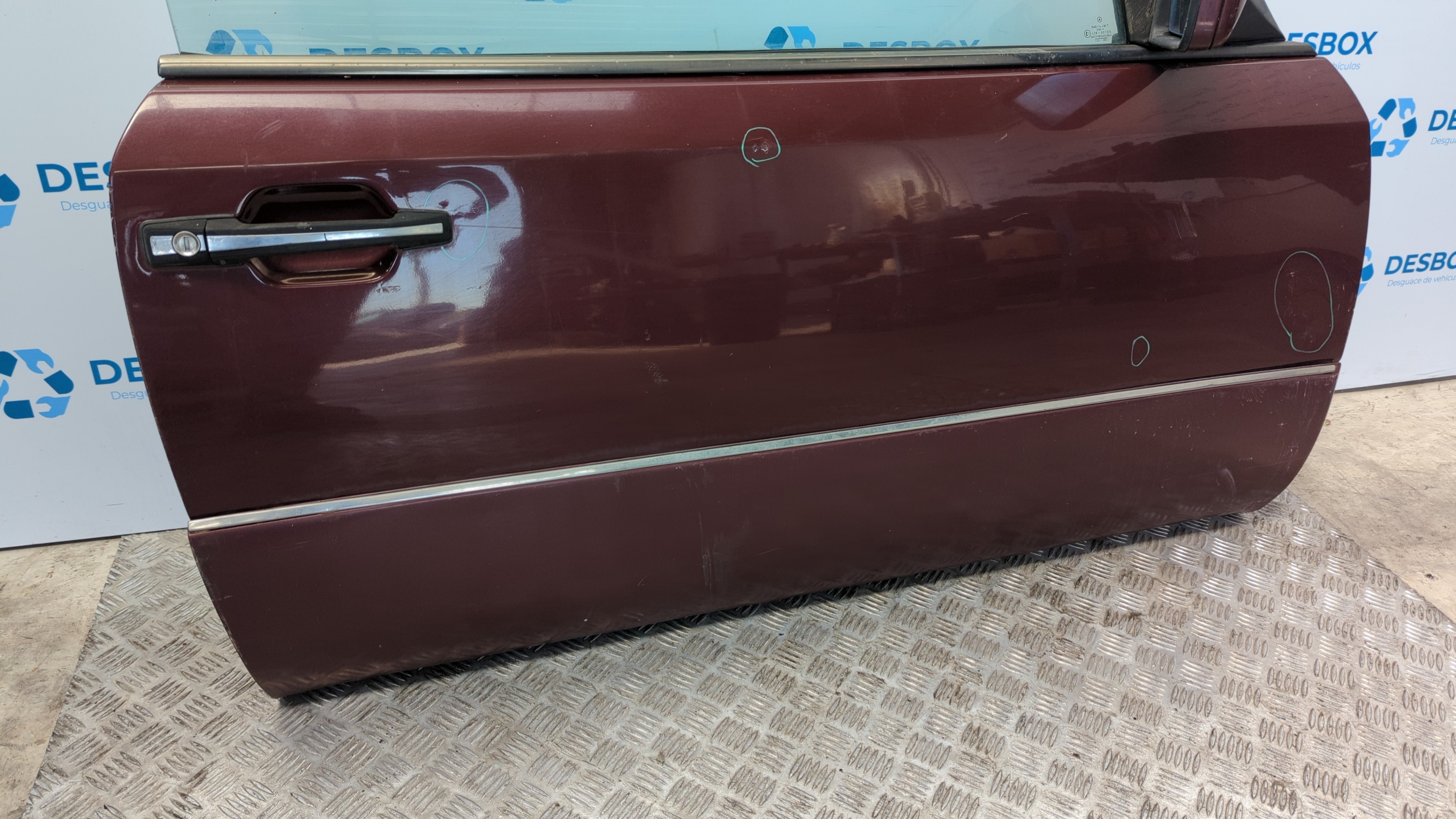 PUERTA DELANTERA DERECHA MERCEDES-BENZ CLASE E (W124) - vista 7