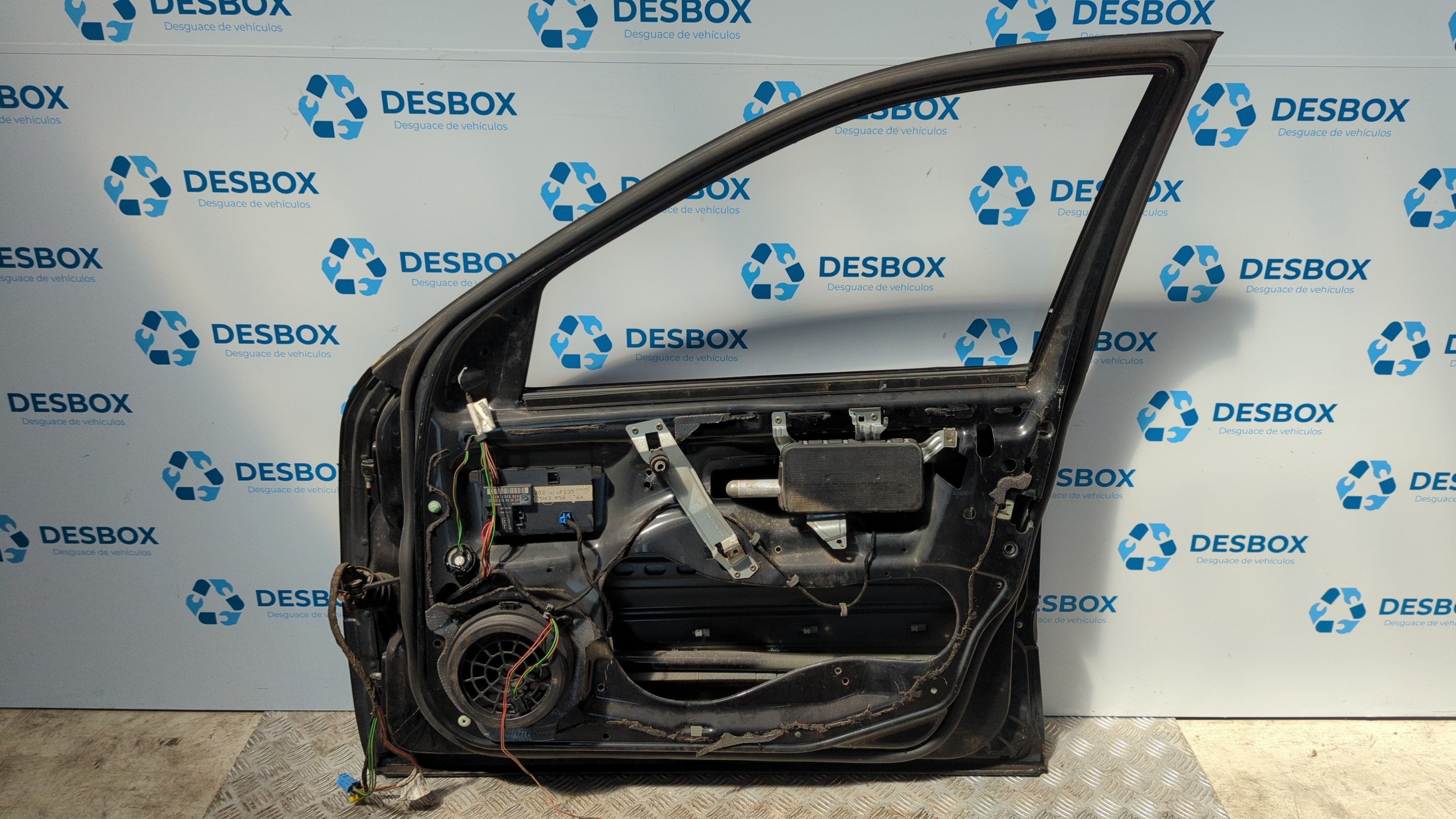 PUERTA DELANTERA DERECHA MERCEDES-BENZ CLASE E (W211) BERLINA - vista 3