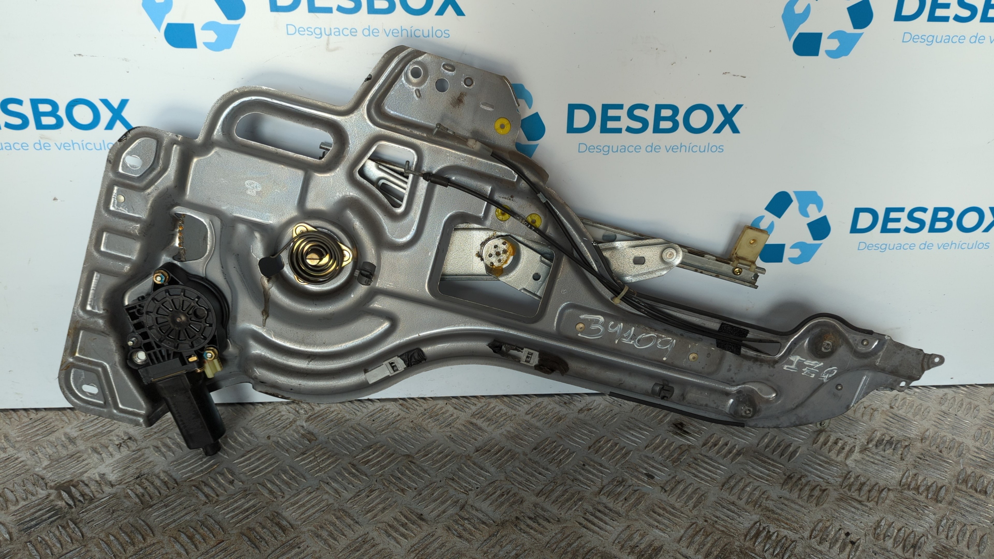 ELEVALUNAS TRASERO DERECHO HYUNDAI TRAJET (FO)