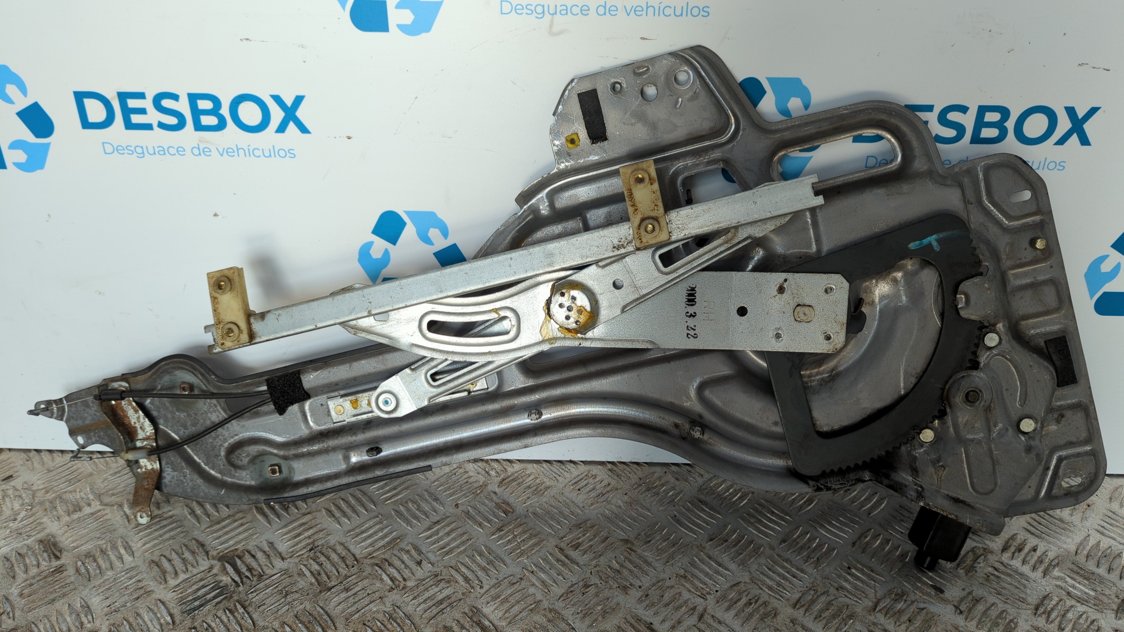 ELEVALUNAS TRASERO DERECHO HYUNDAI TRAJET (FO) - vista 3