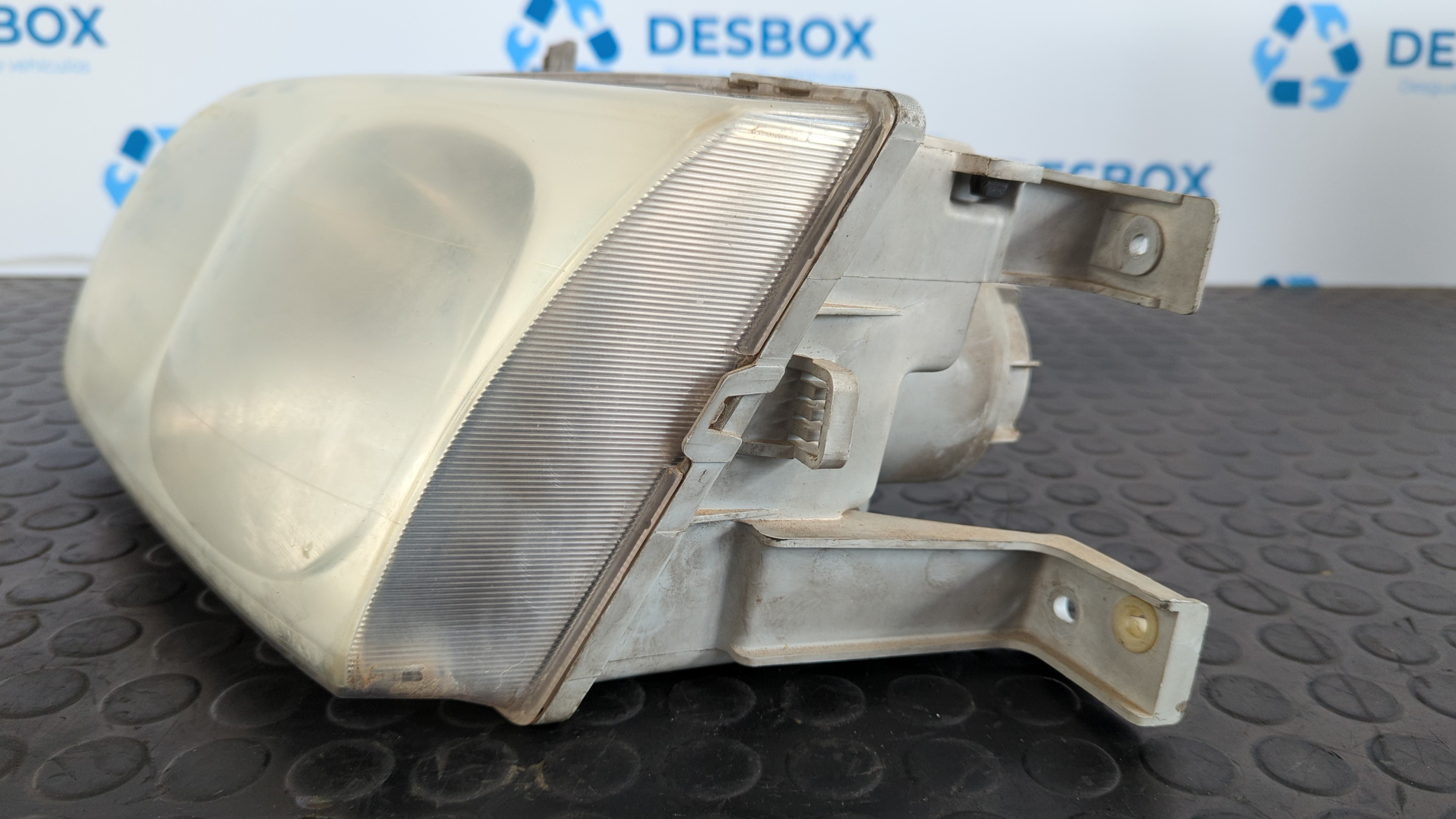 FARO IZQUIERDO HYUNDAI TRAJET (FO) - vista 2