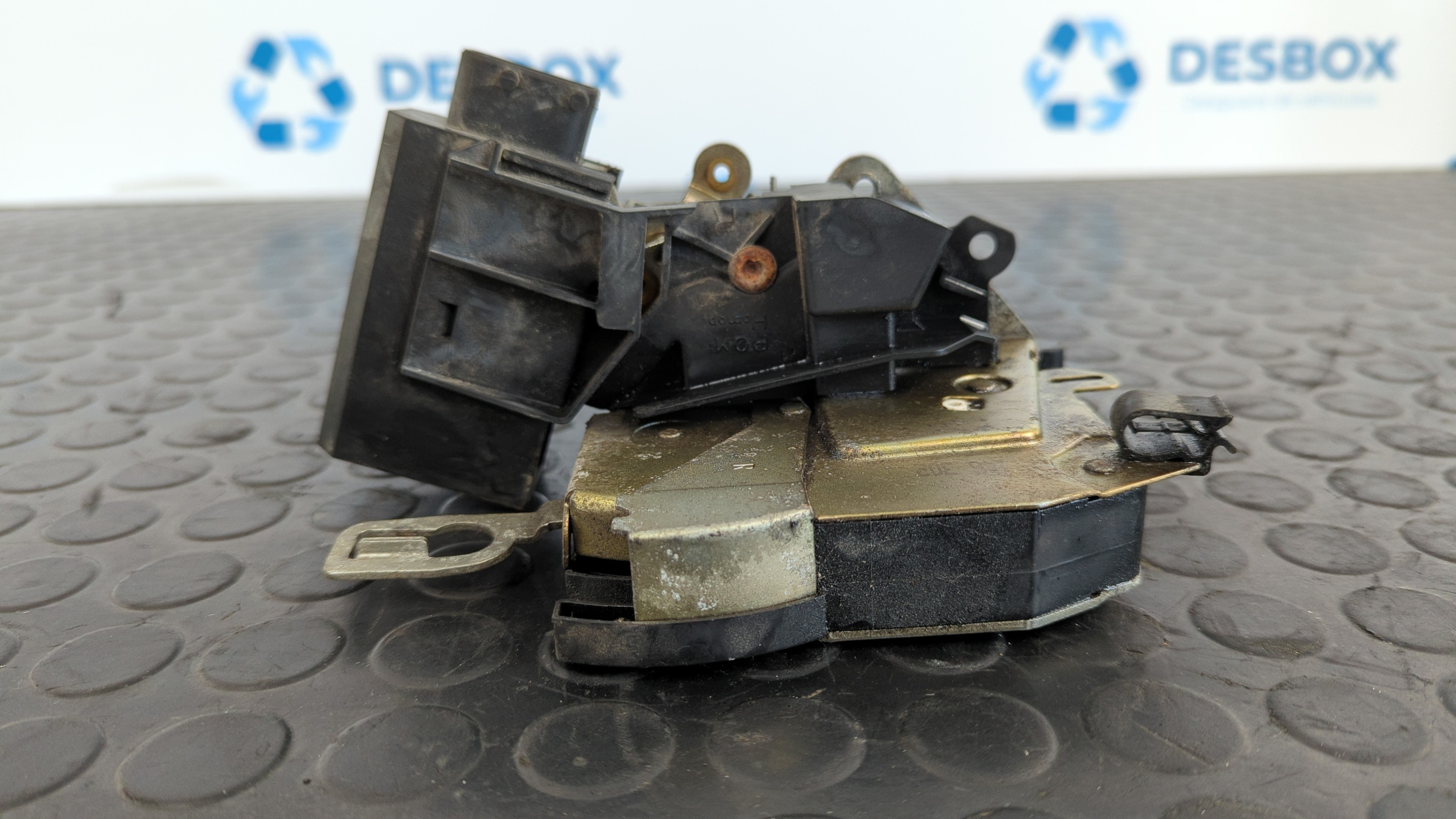 CERRADURA PUERTA DELANTERA DERECHA BMW SERIE 3 CABRIO (E36)