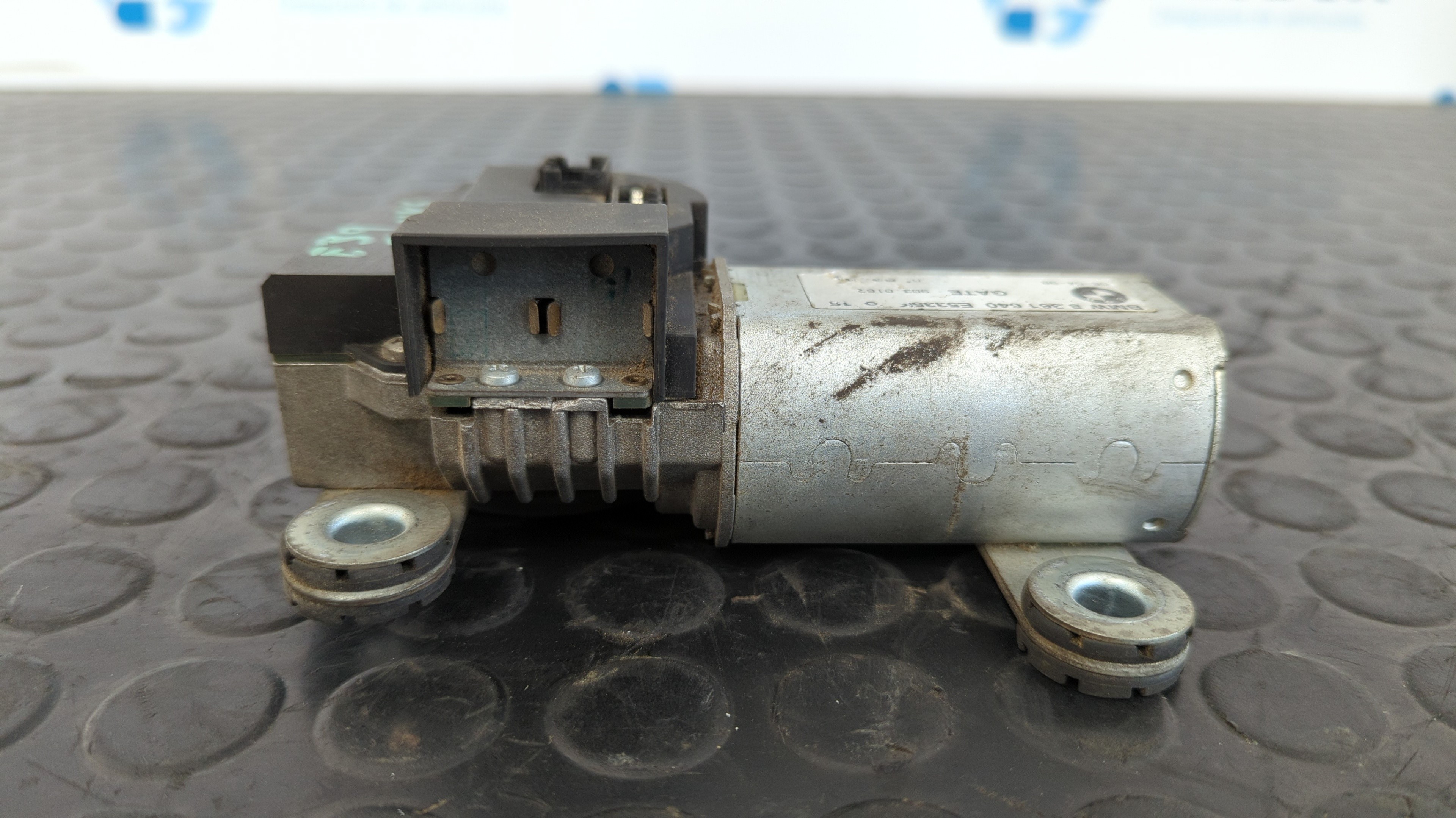 MOTOR LIMPIA TRASERO BMW SERIE 5 TOURING (E39) - vista 7