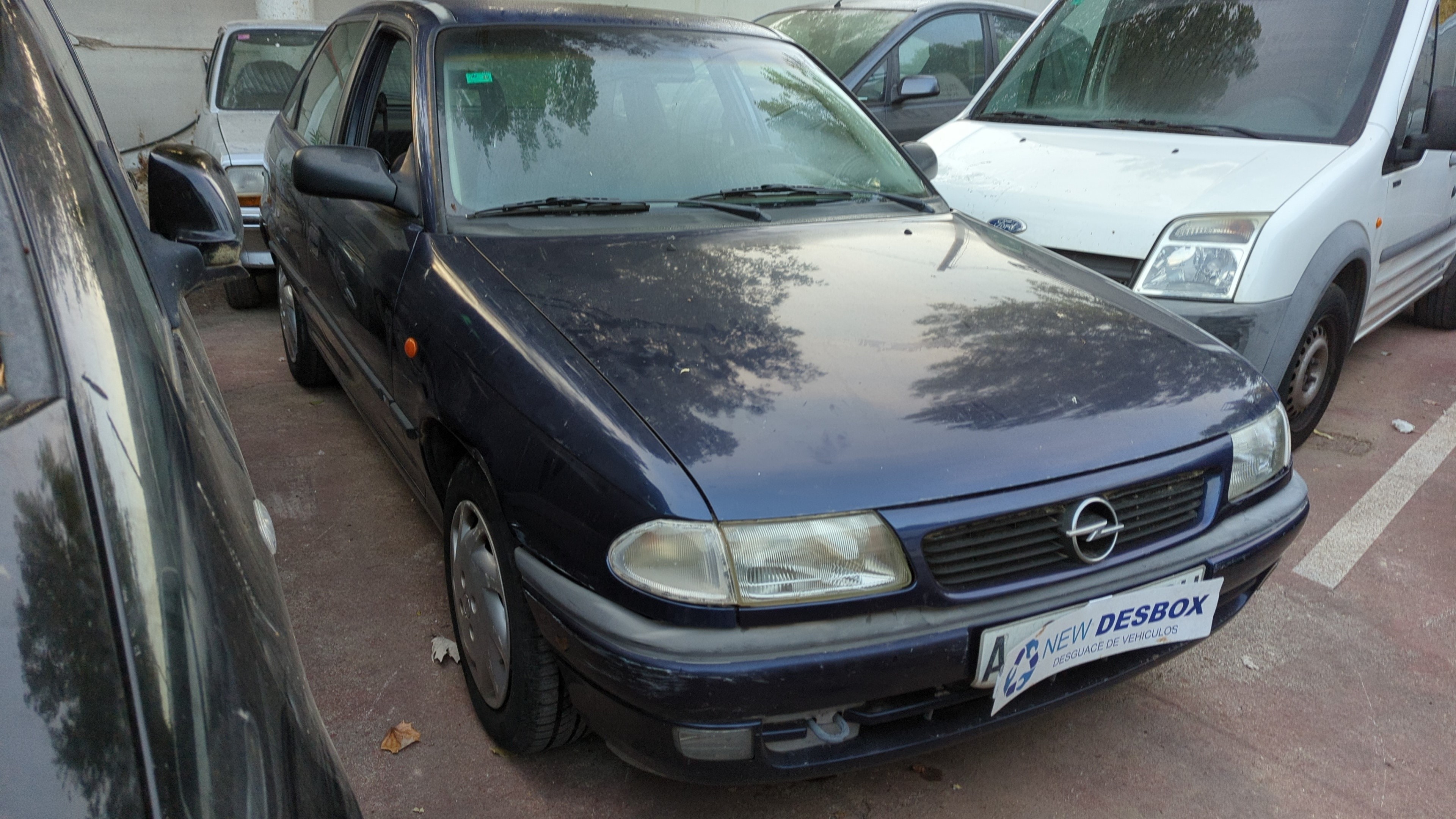 OPEL ASTRA F BERLINA