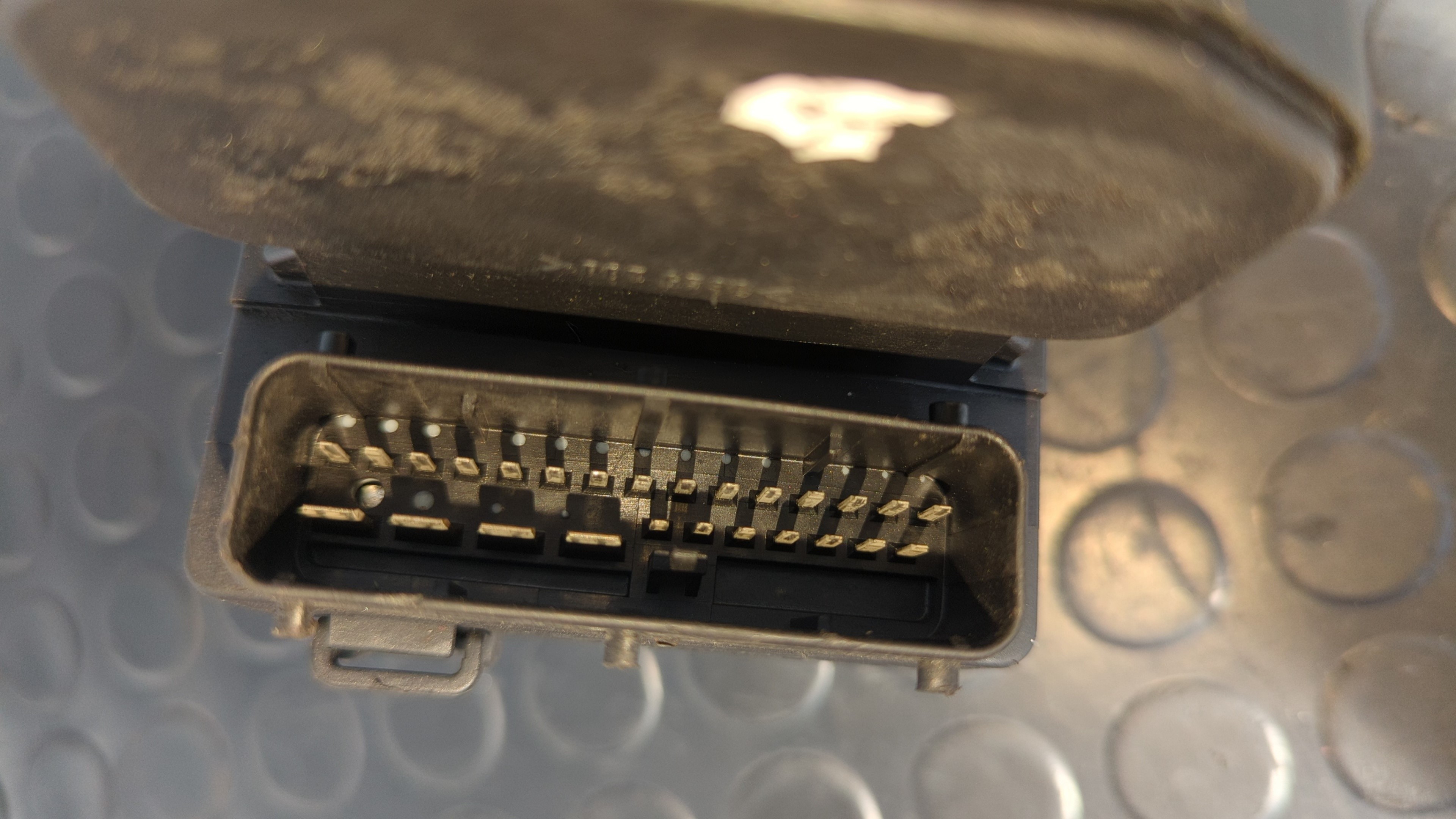 ABS AUDI A4 AVANT (B5) - vista 5