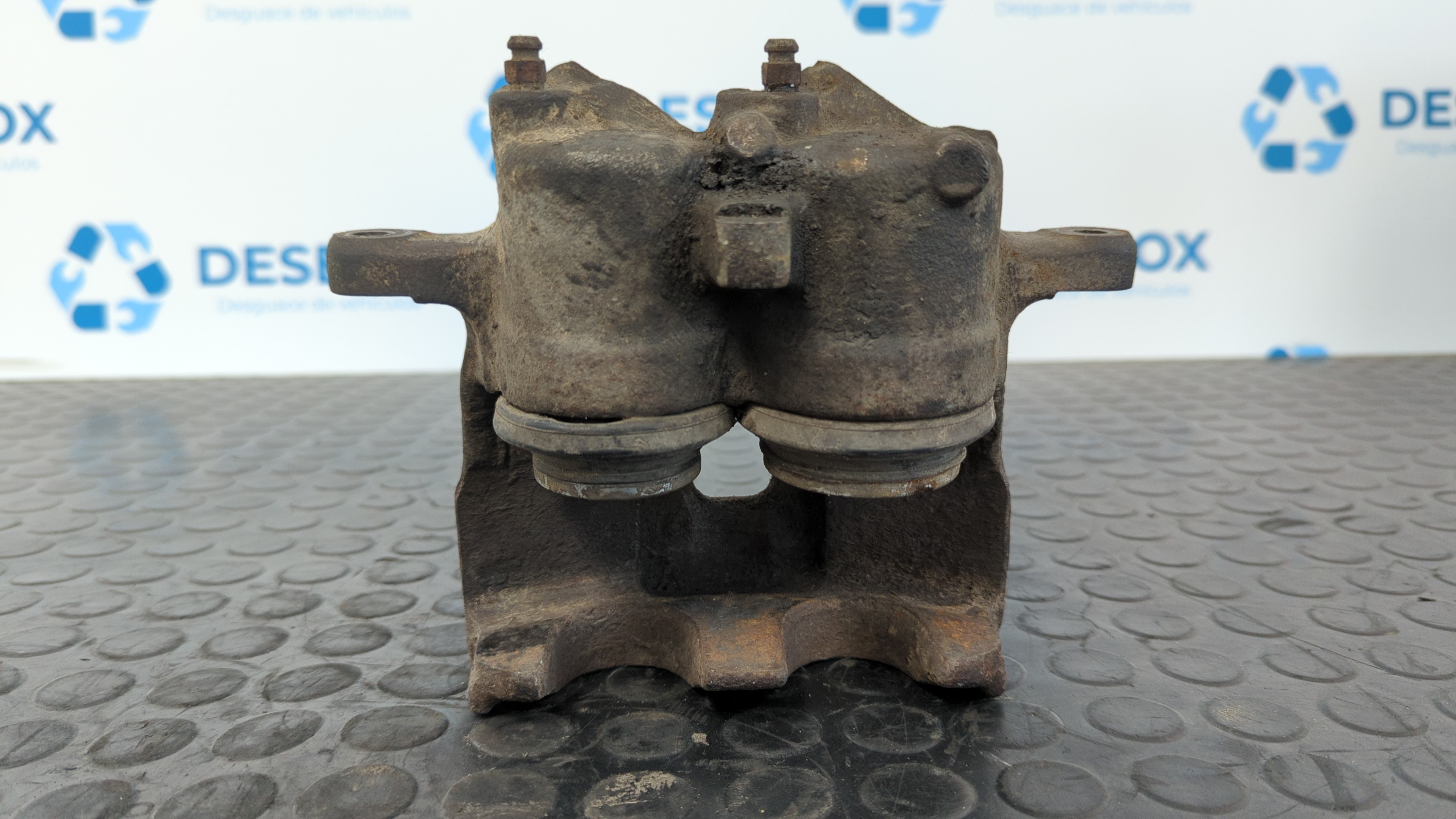 PINZA DE FRENO DELANTERA IZQUIERDA PEUGEOT BOXER CAJA CERR. ACRISTALADO (RS3200)(230)(->'02) - vista 4