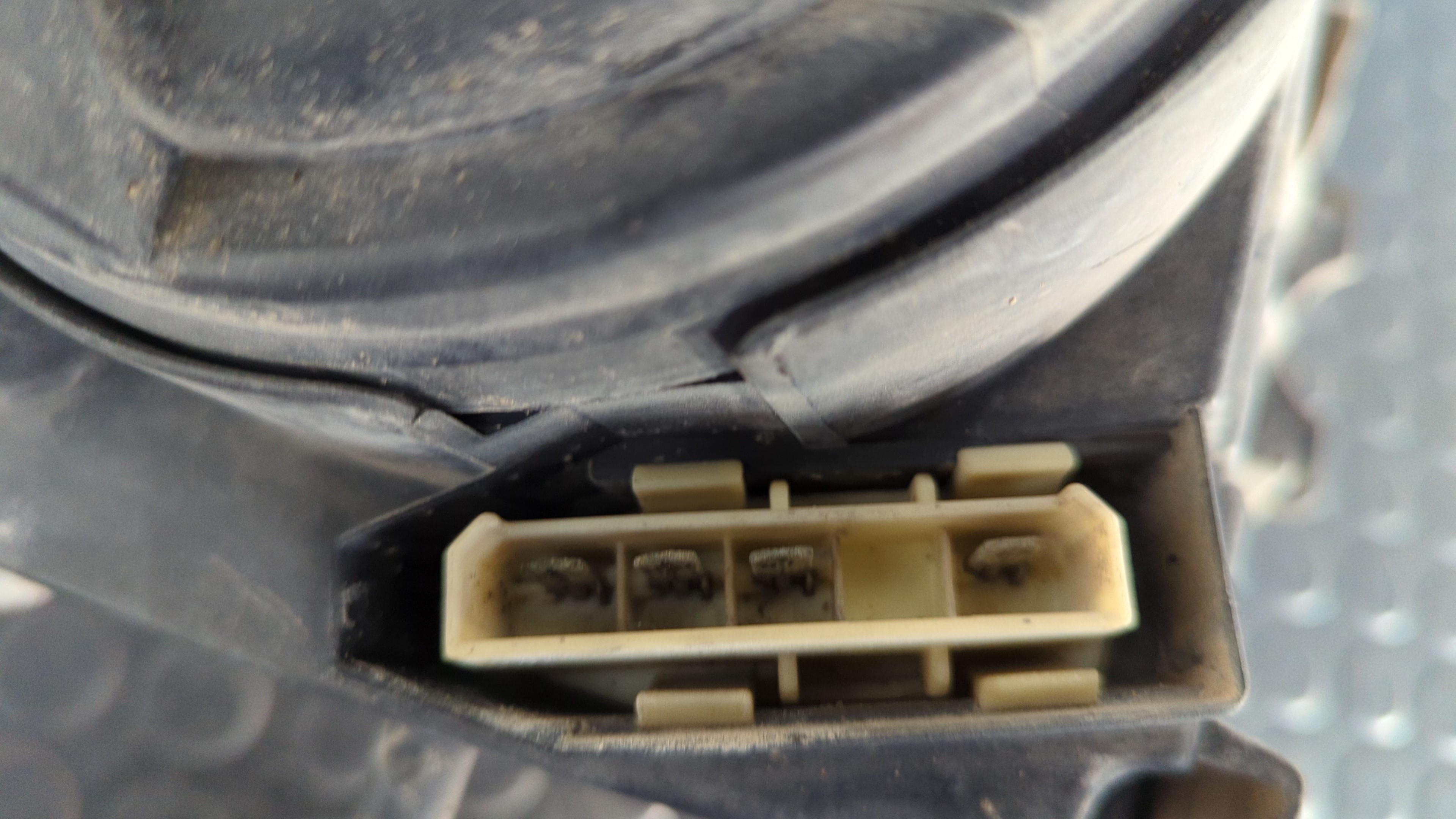 FARO IZQUIERDO FORD SIERRA BERLINA - vista 2