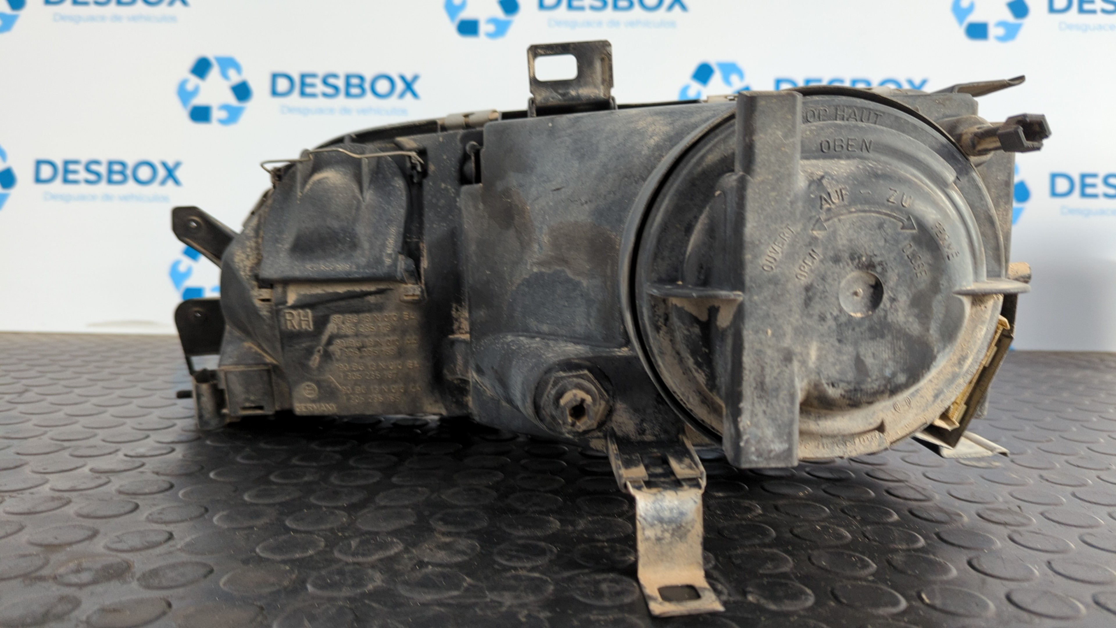 FARO DERECHO FORD SIERRA BERLINA - vista 3