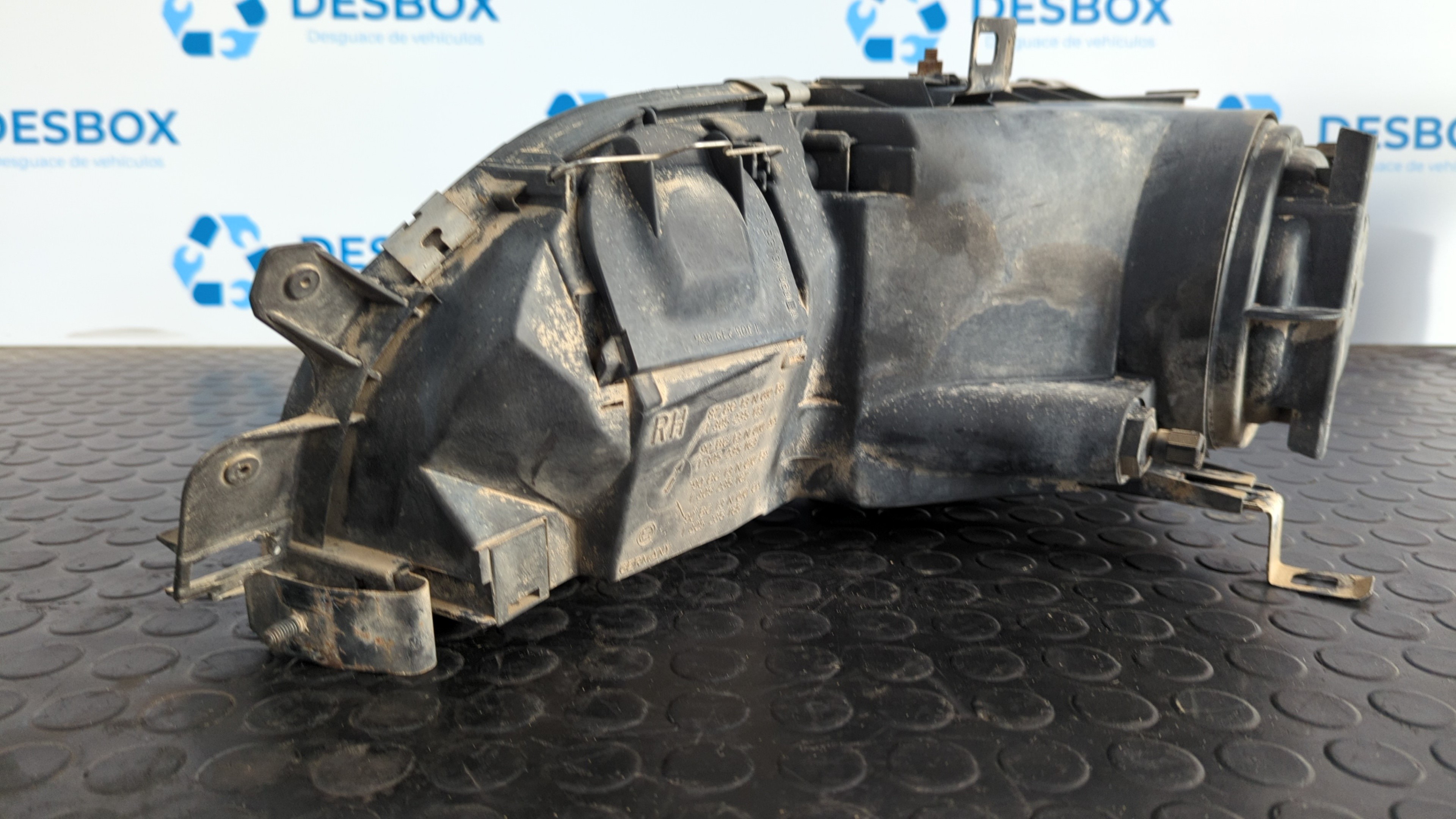 FARO DERECHO FORD SIERRA BERLINA - vista 2