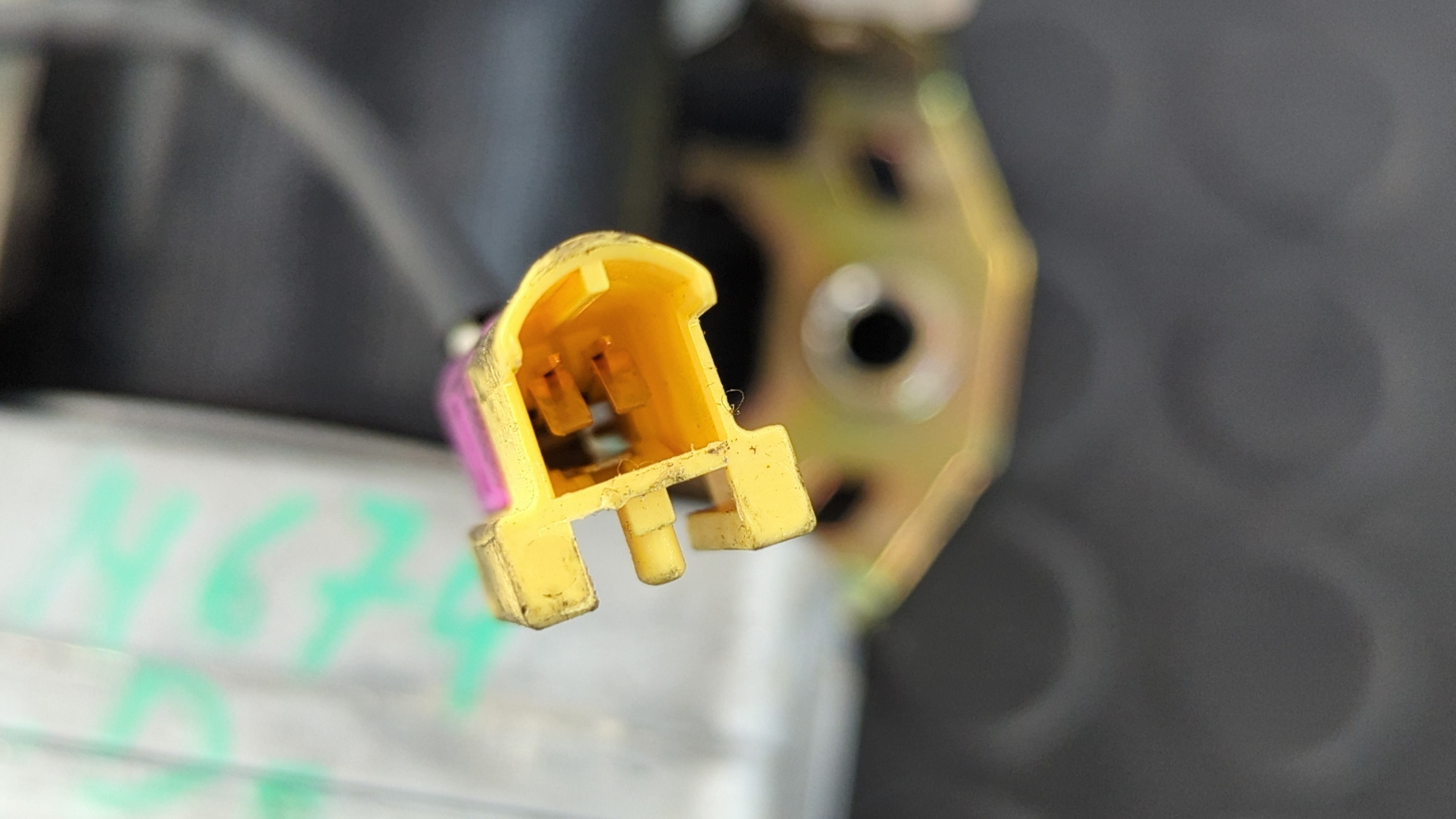 CINTURON DELANTERO DERECHO VOLKSWAGEN NEW BEETLE (9C1/1C1) - vista 3