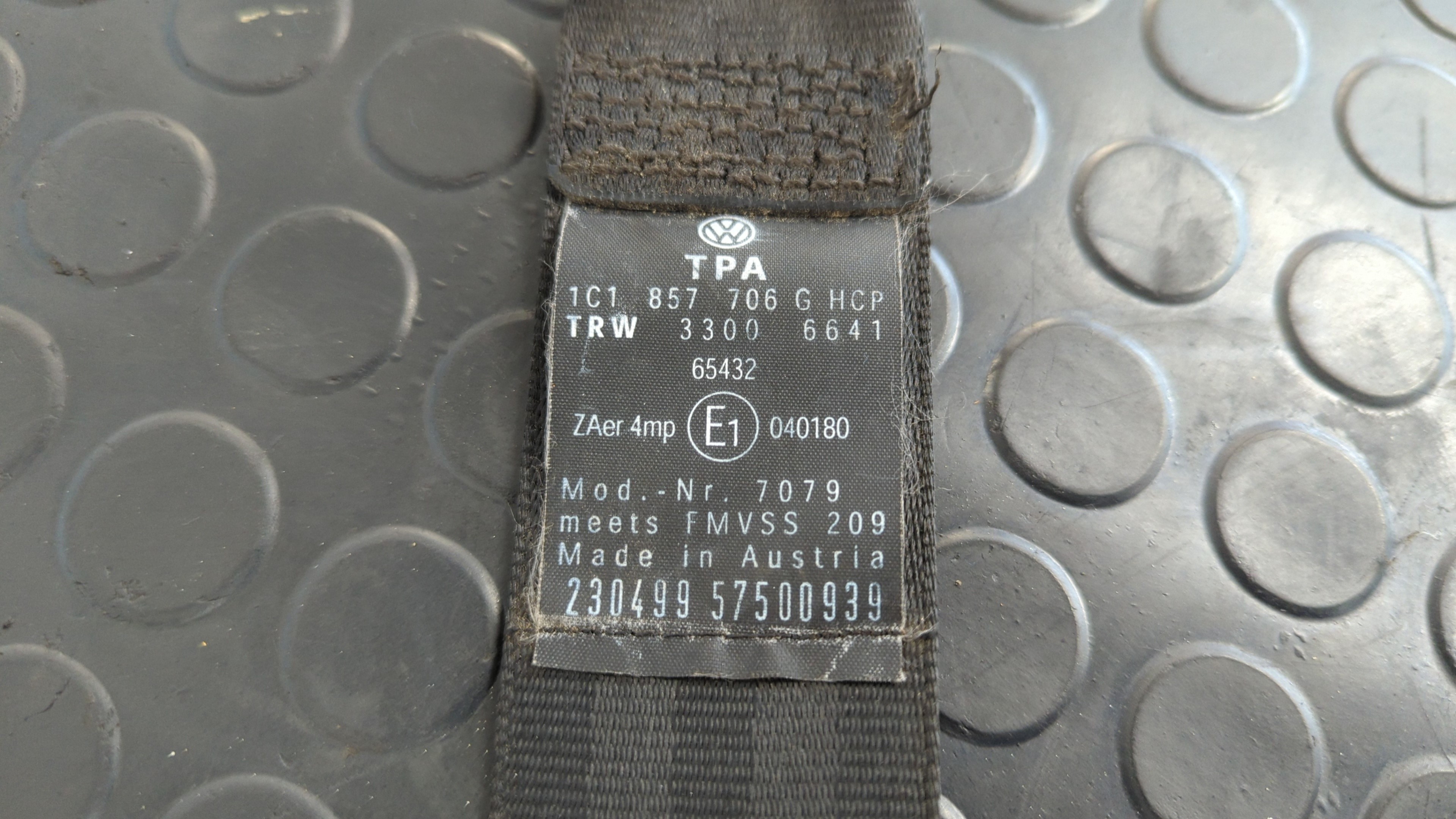 CINTURON DELANTERO DERECHO VOLKSWAGEN NEW BEETLE (9C1/1C1) - vista 5