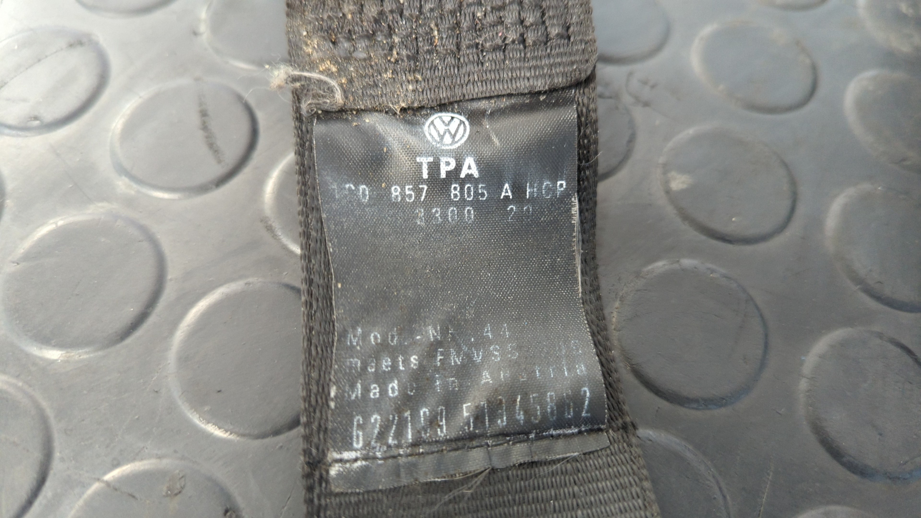 CINTURON TRASERO IZQUIERDO VOLKSWAGEN NEW BEETLE (9C1/1C1) - vista 4