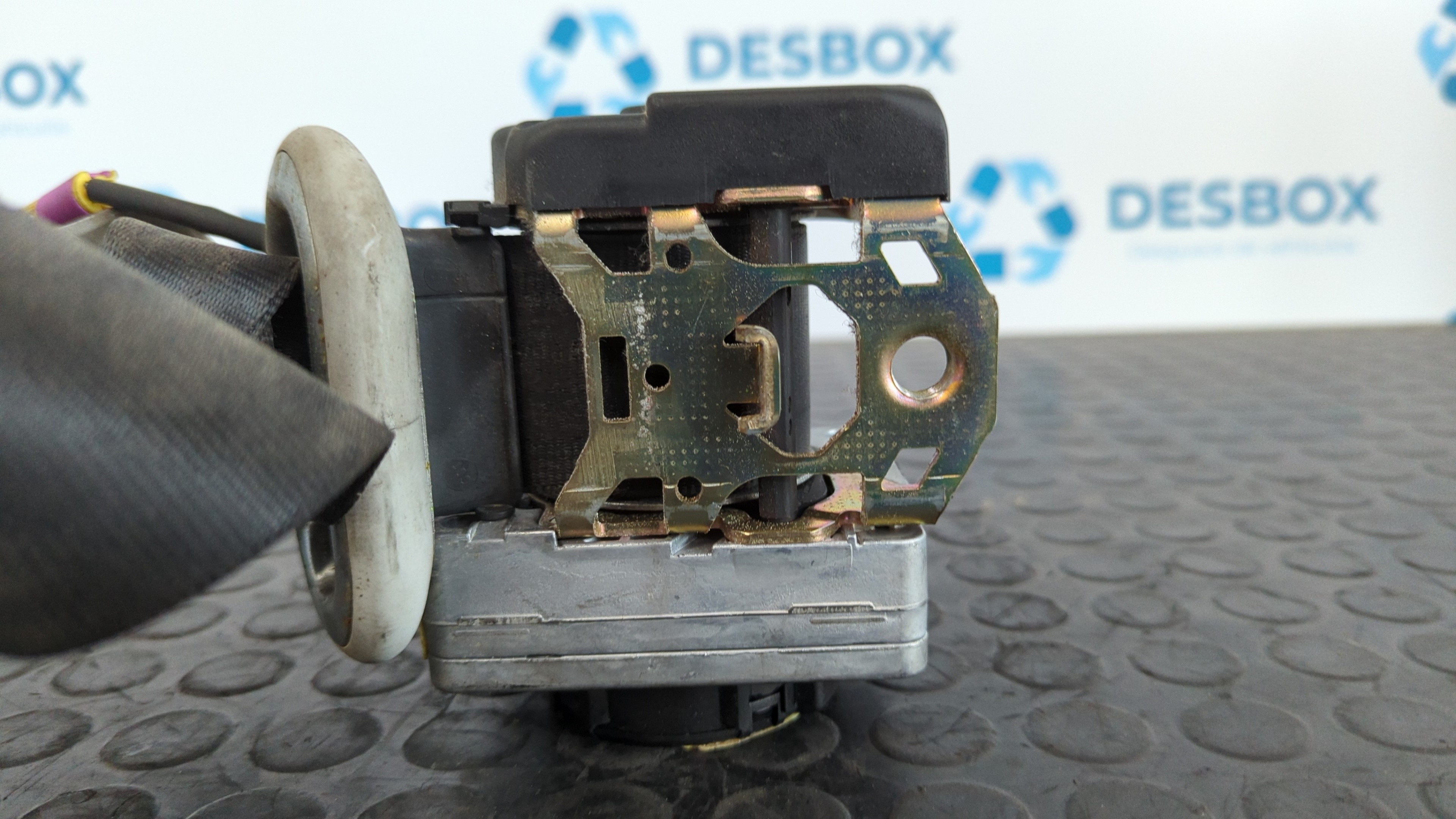 CINTURON DELANTERO IZQUIERDO VOLKSWAGEN NEW BEETLE (9C1/1C1) - vista 4