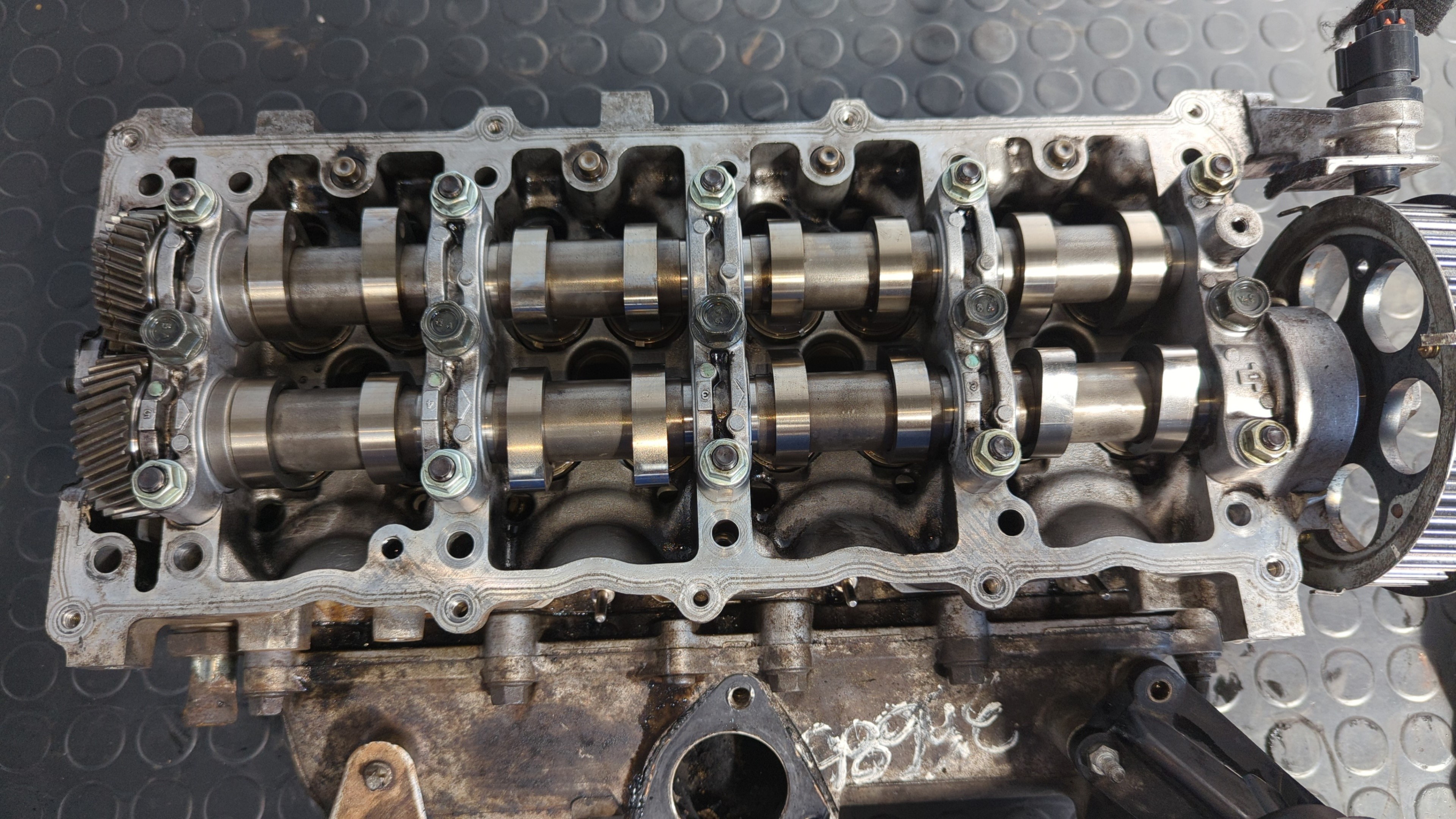 CULATA OPEL MERIVA - vista 2