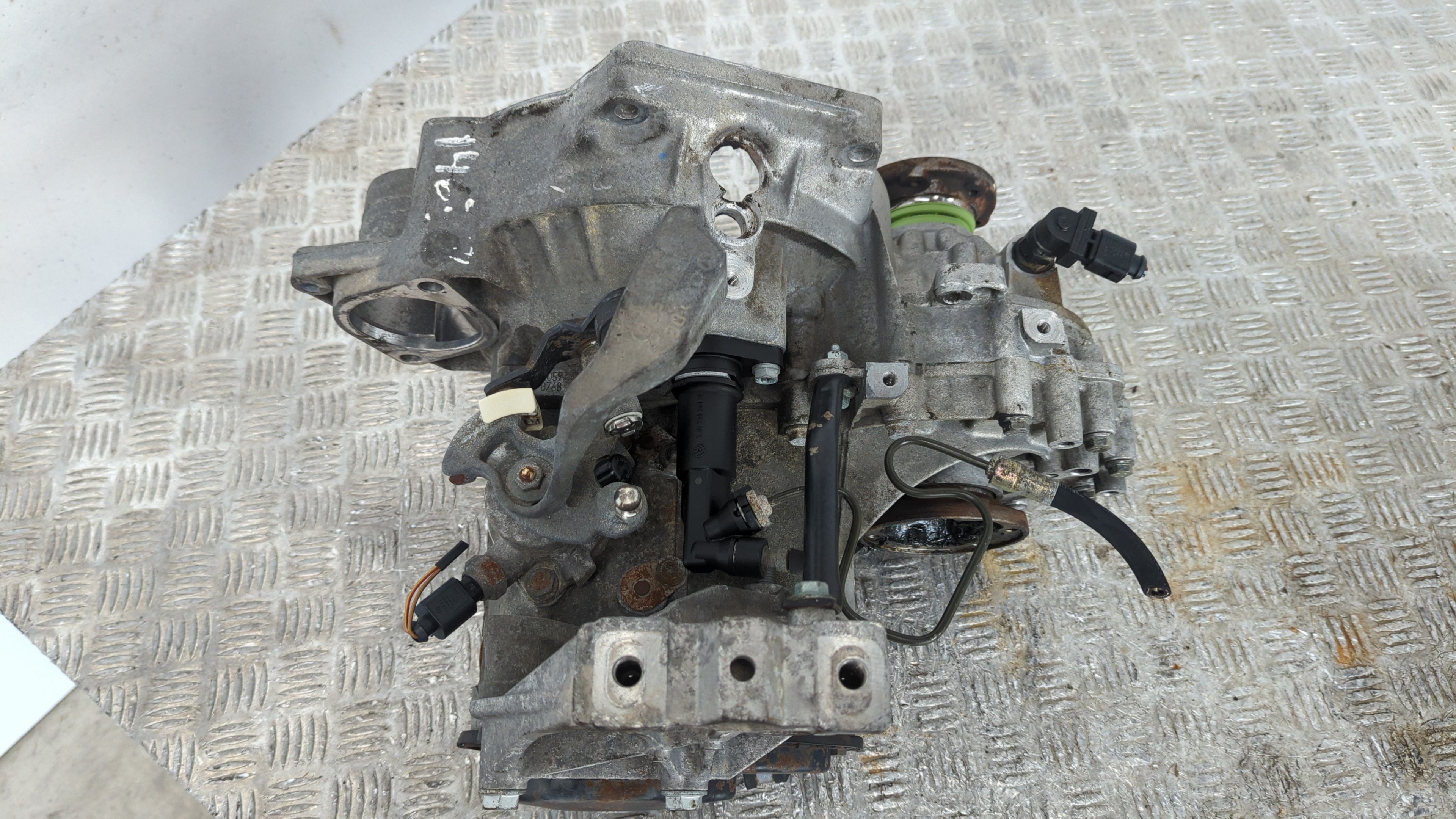 CAJA CAMBIOS VOLKSWAGEN NEW BEETLE (9C1/1C1) - vista 4