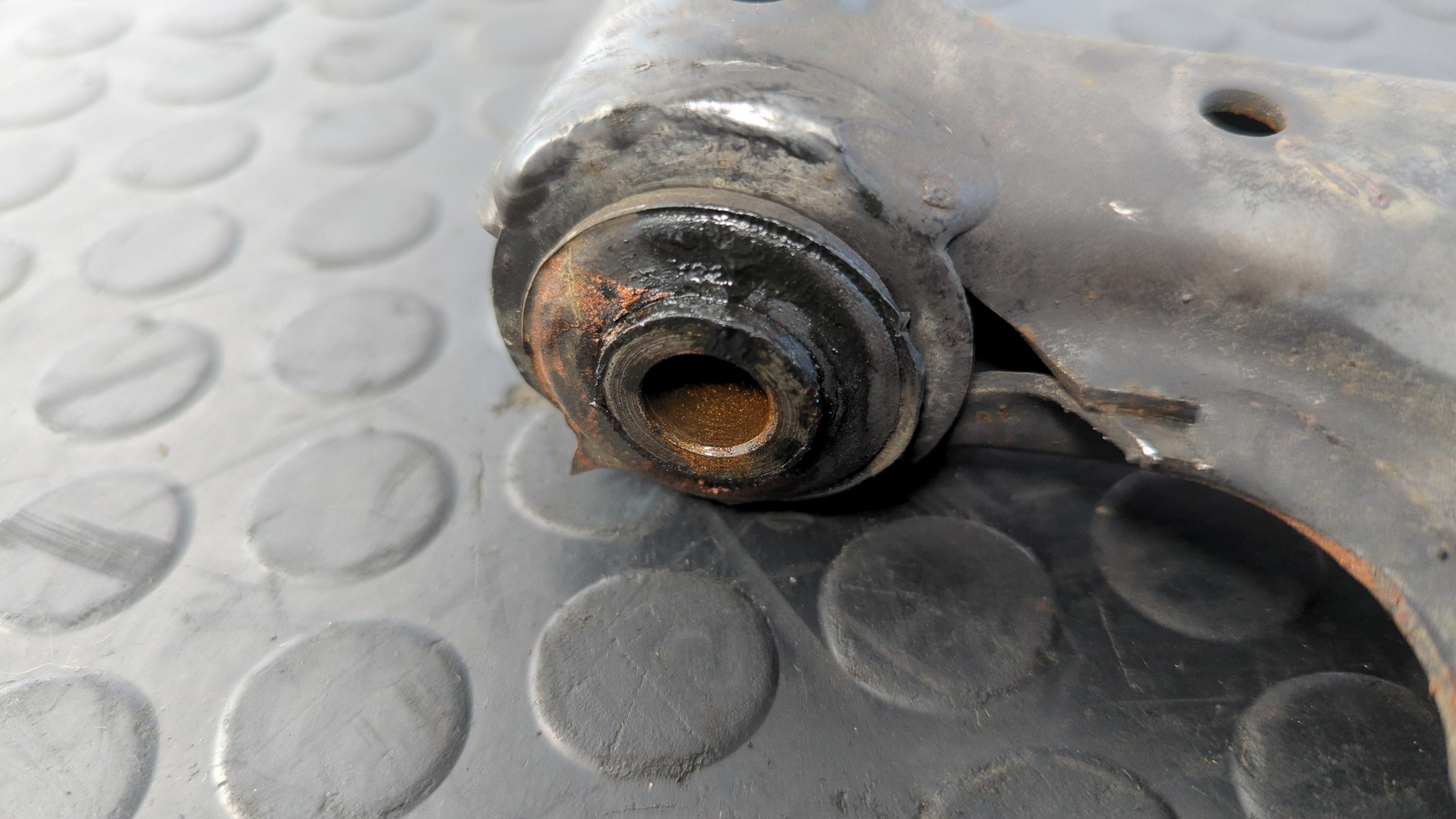 BRAZO IZQUIERDO INFERIOR DELANTERO VOLKSWAGEN NEW BEETLE (9C1/1C1) - vista 6