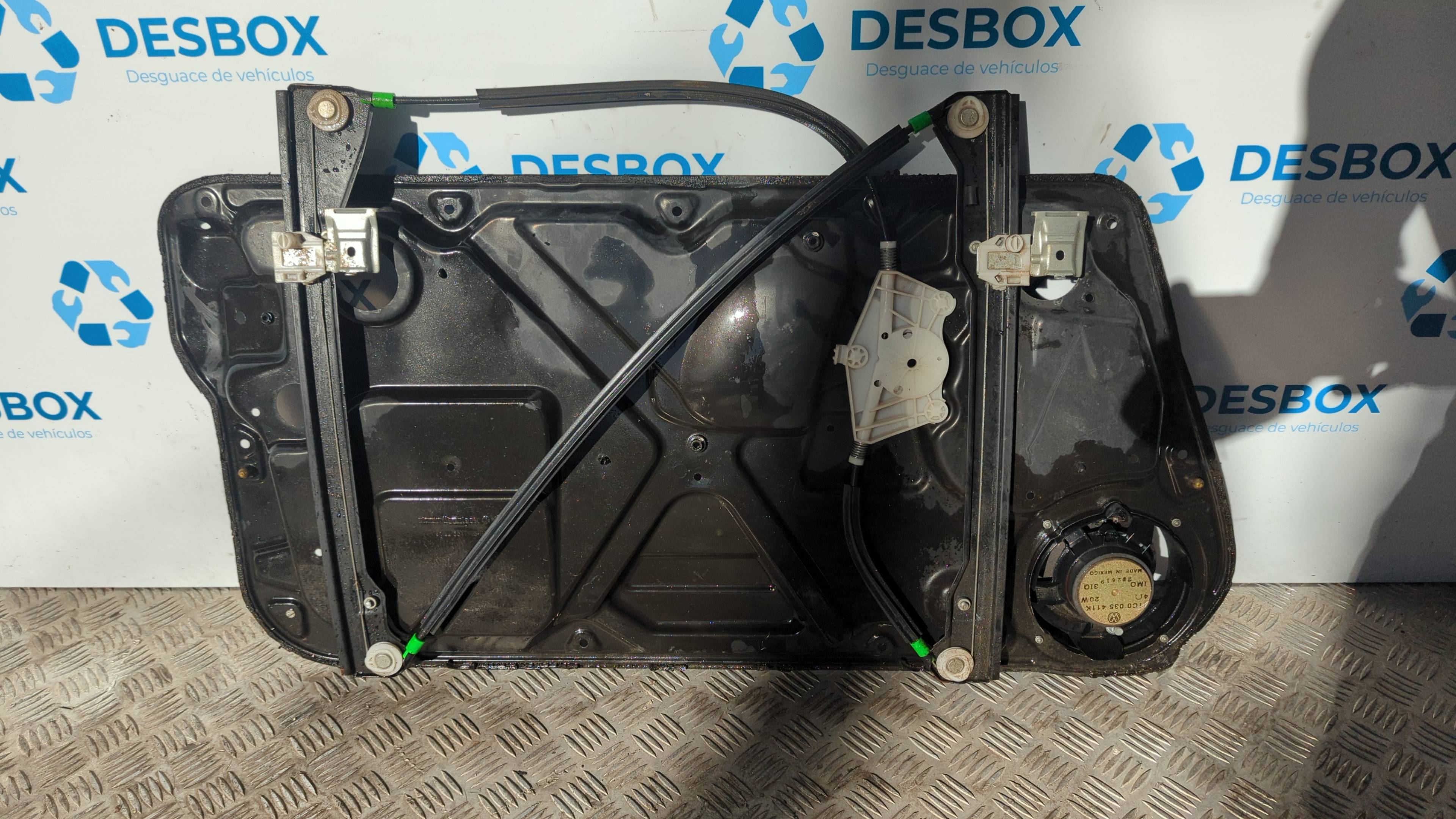 ELEVALUNAS DELANTERO DERECHO VOLKSWAGEN NEW BEETLE (9C1/1C1)