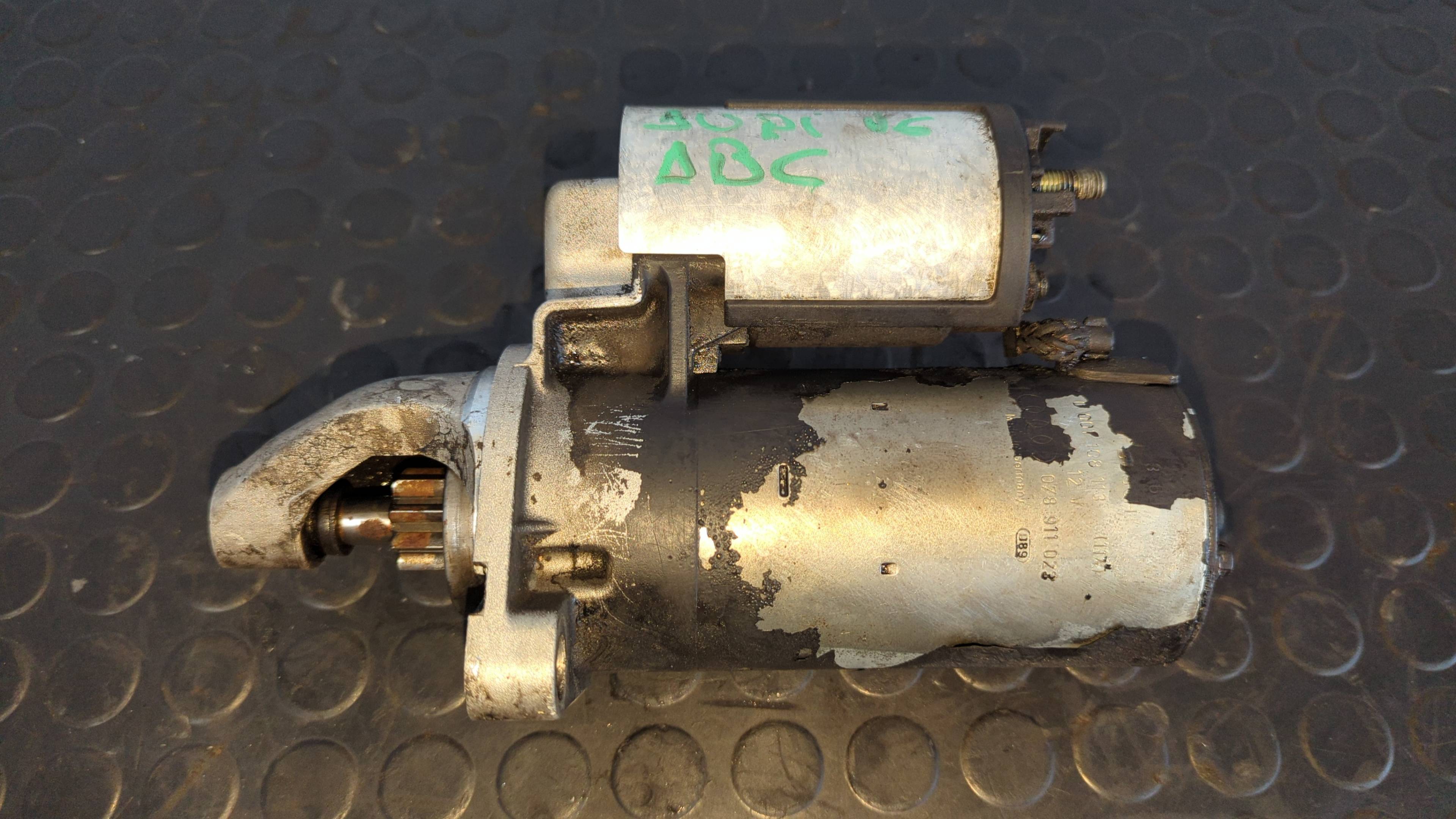 MOTOR ARRANQUE AUDI A4 BERLINA (B5) - vista 4