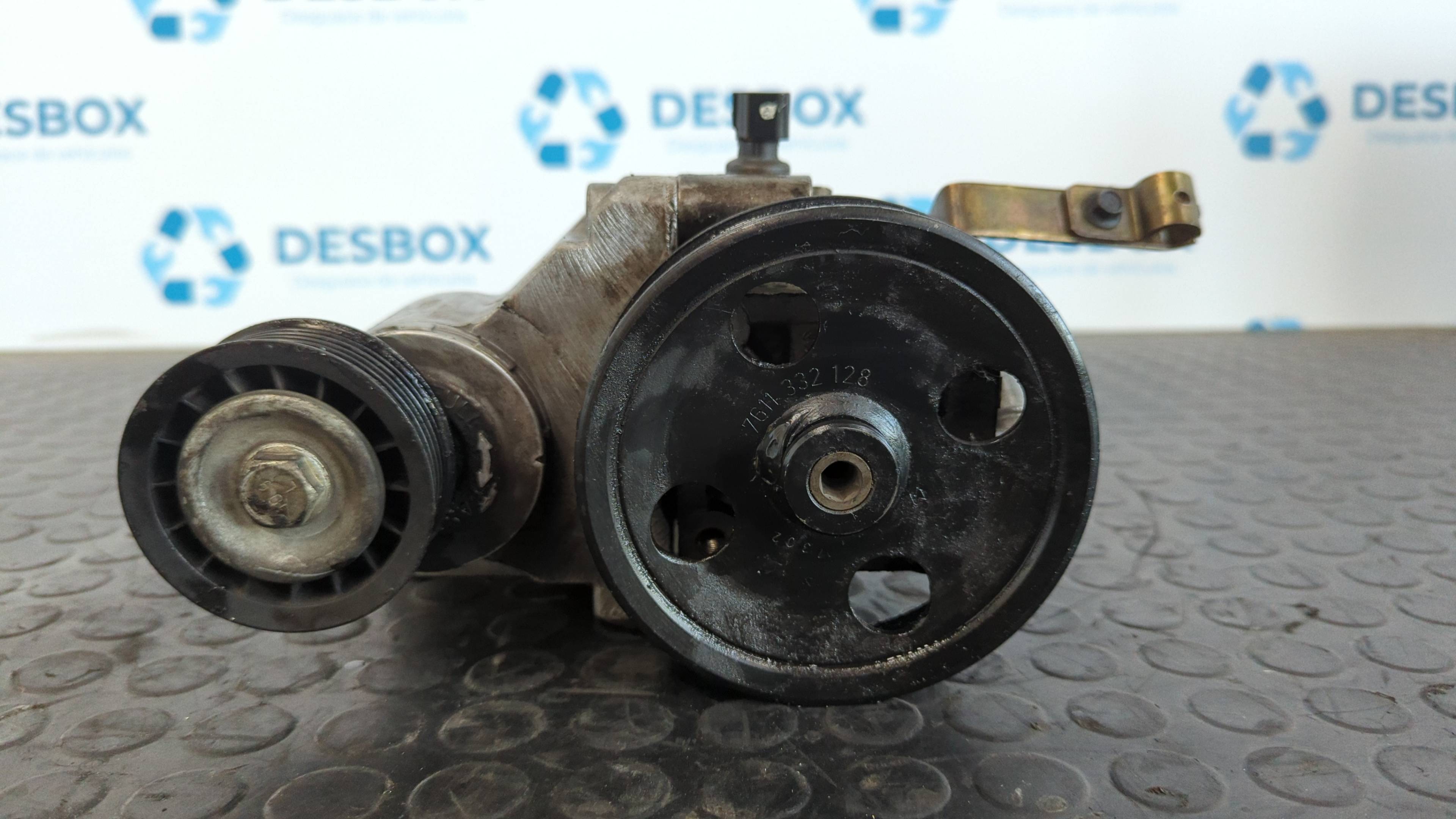 BOMBA DIRECCION FORD FOCUS BERLINA (CAK)