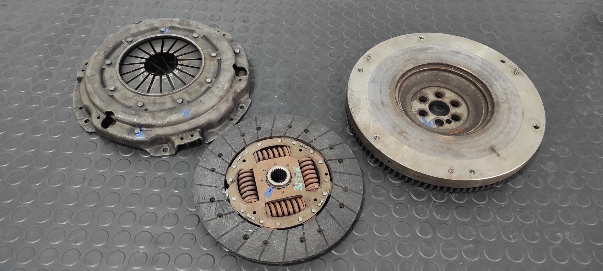 KIT EMBRAGUE NISSAN TERRANO/TERRANO.II (R20)