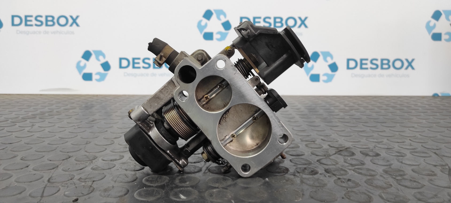 CAJA MARIPOSA AUDI A4 BERLINA (B5) - vista 2