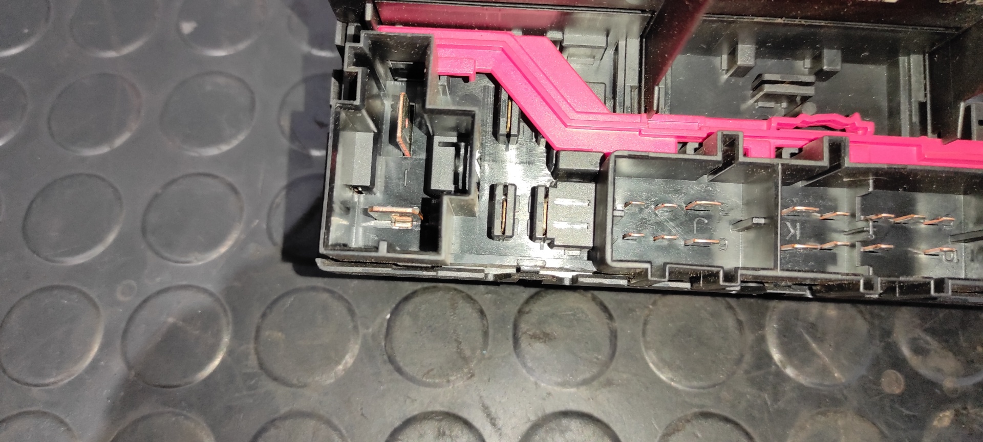 CAJA RELES / FUSIBLES SEAT LEON (1P1) - vista 7