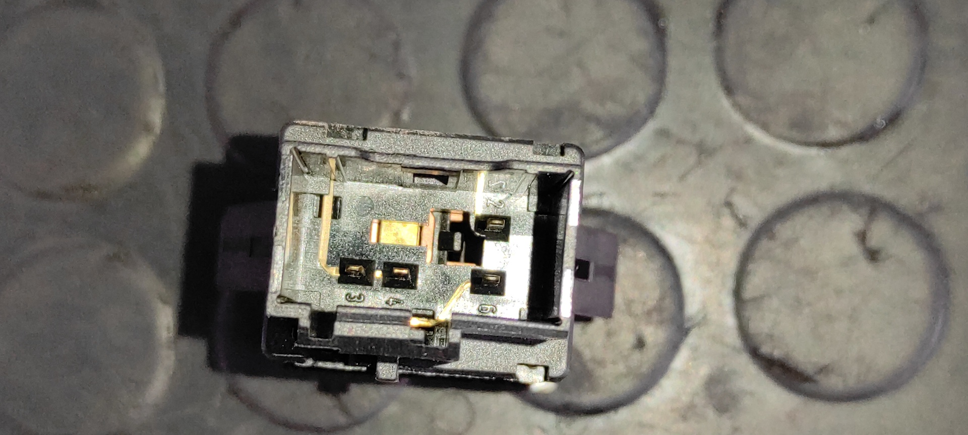 WARNING VOLKSWAGEN POLO (9N1) - vista 4