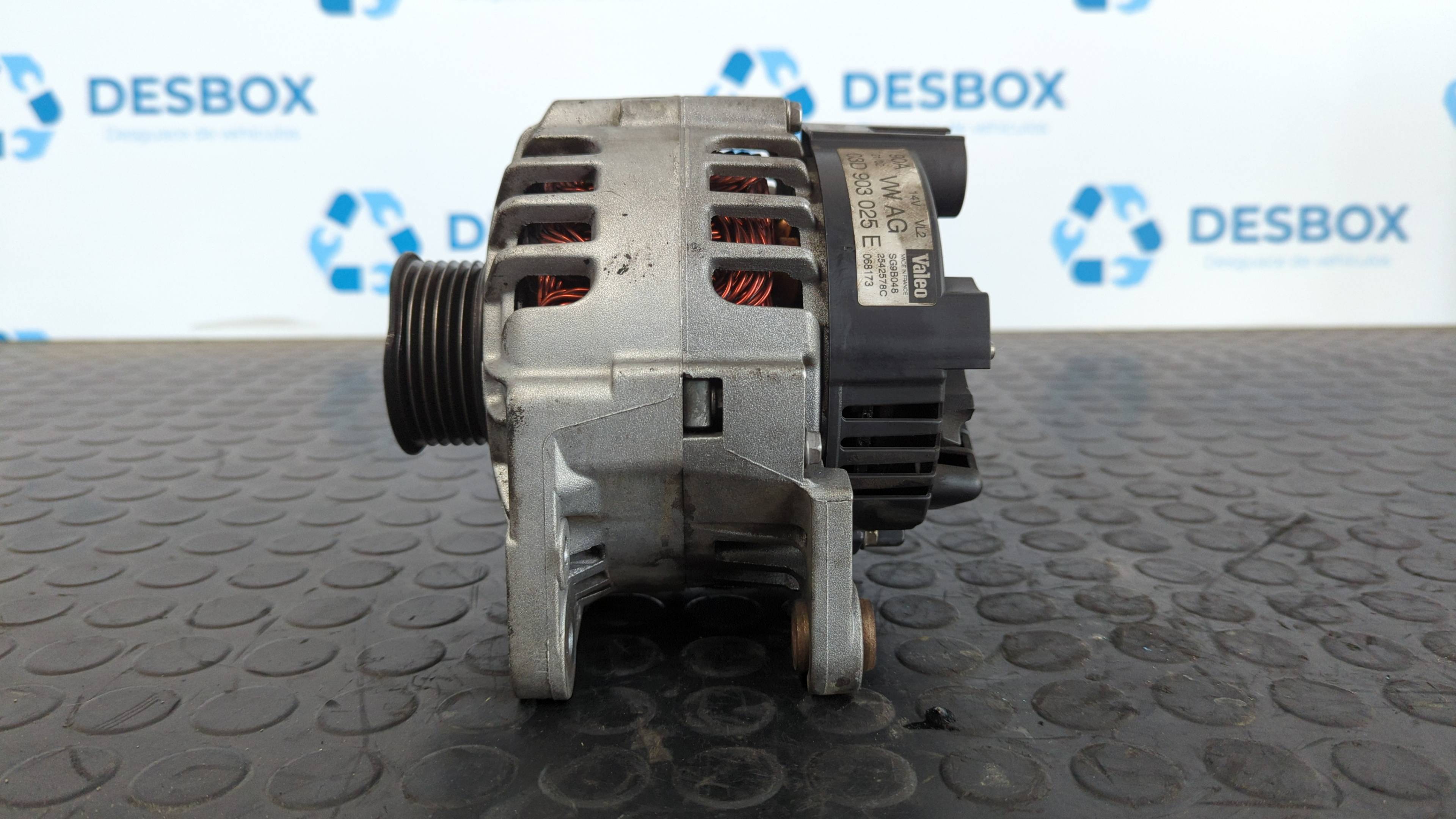 ALTERNADOR VOLKSWAGEN POLO (9N1) - vista 4