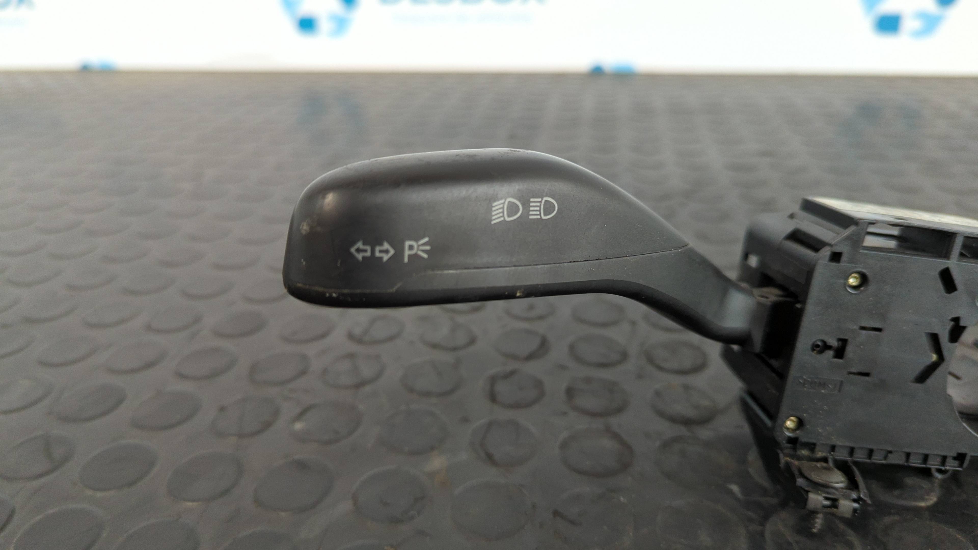 MANDO MULTIFUNCION VOLKSWAGEN POLO (9N1) - vista 3