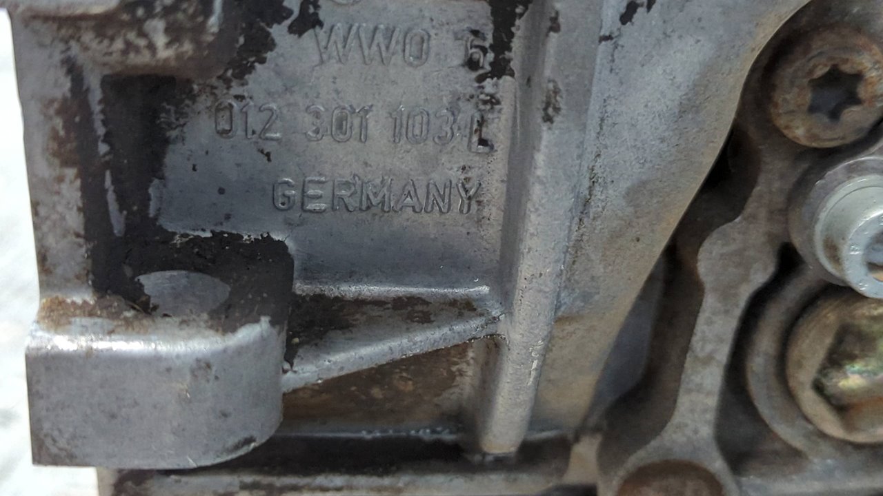 CAJA CAMBIOS AUDI A4 BERLINA (B5) - vista 3